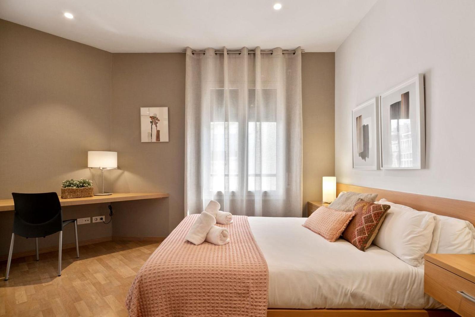 Fisa Rentals Gran Via Apartments