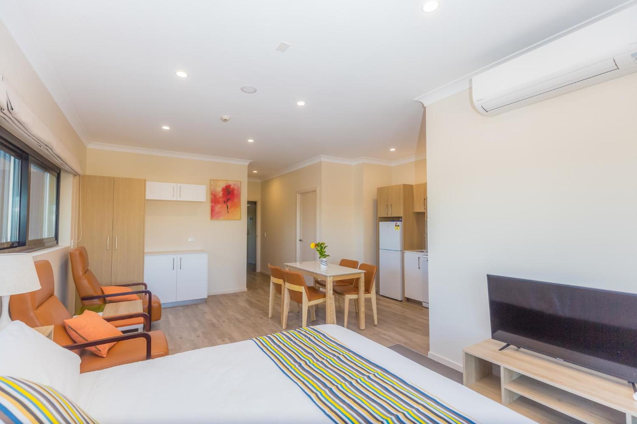 The Windsor, Hotel Rooms & Apartments