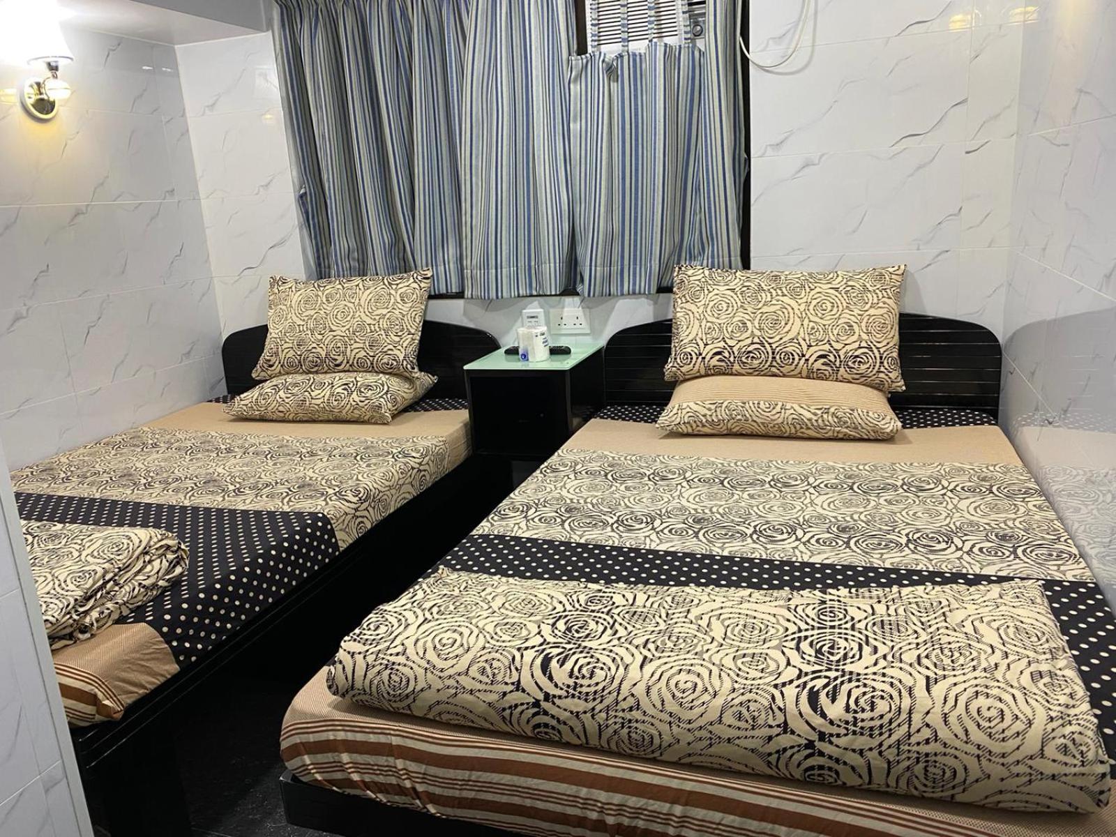 BOHOL HOSTEL Dhillon Hotels HK Block D 24 HOUR RECEPTION 10th floor Block D CHUNGKING MANSION