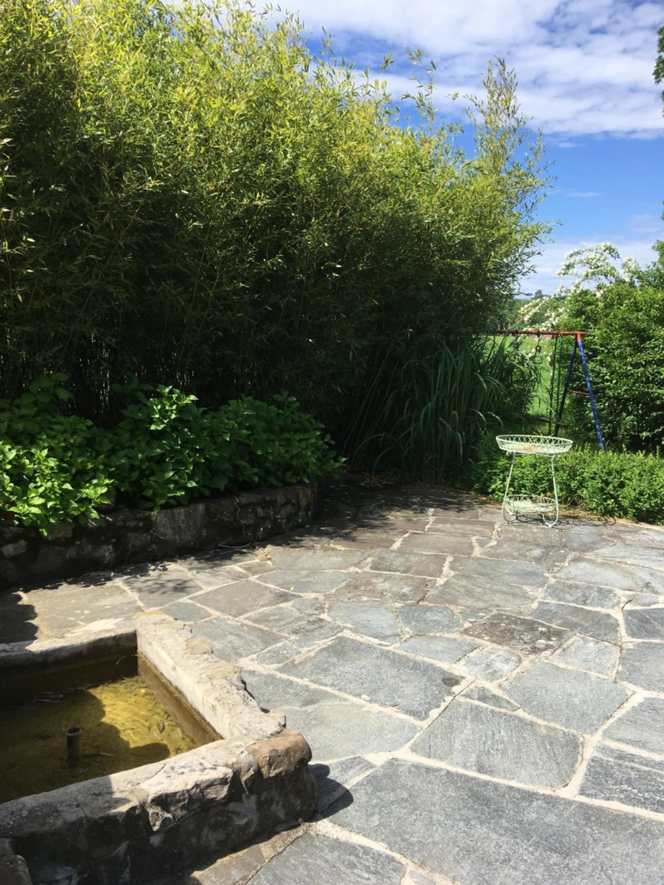 A Côté