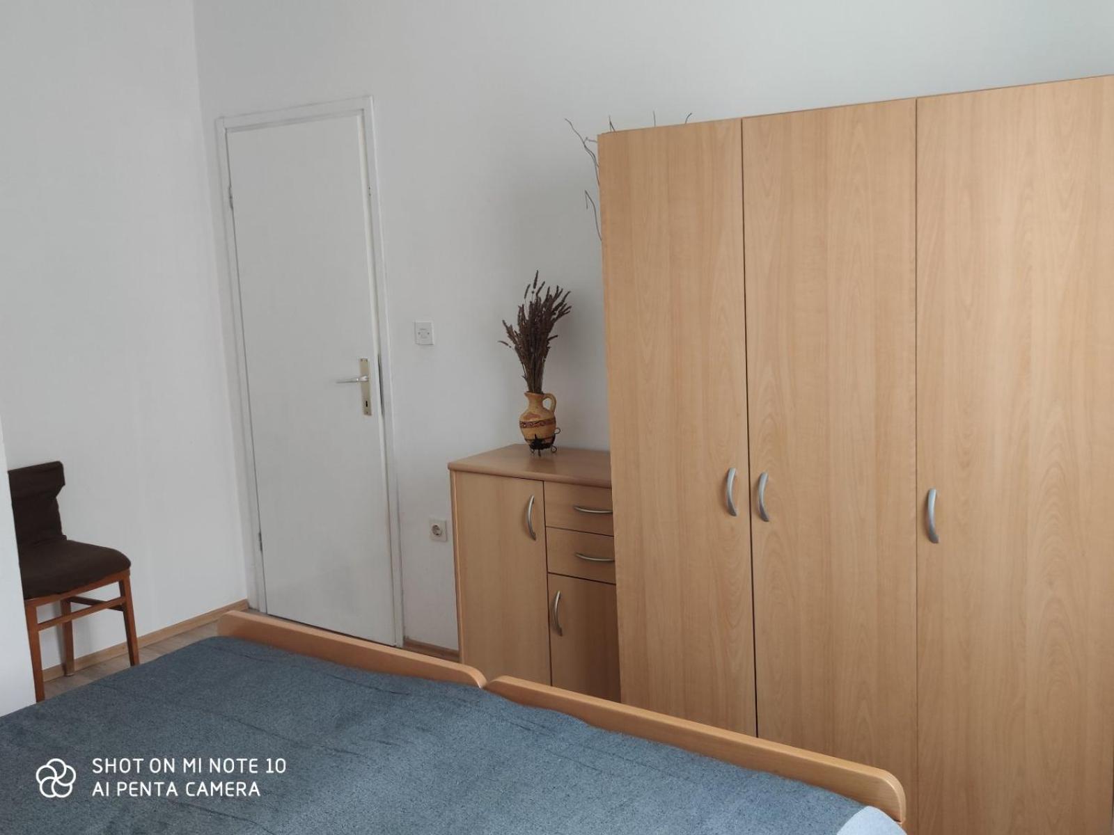 Apartments Davor