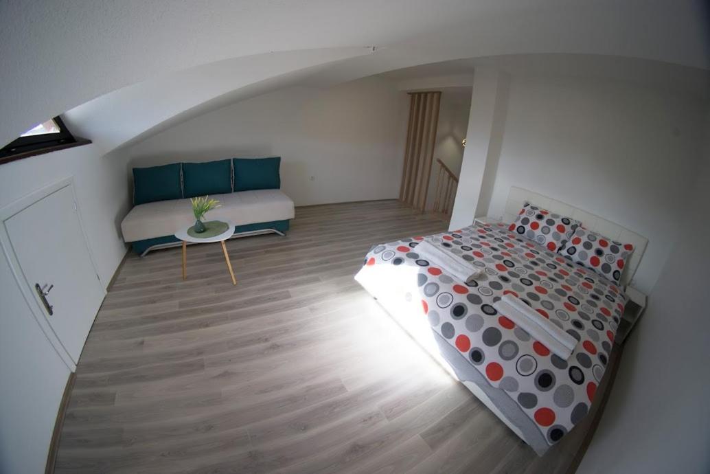 Apartmani Ivković+