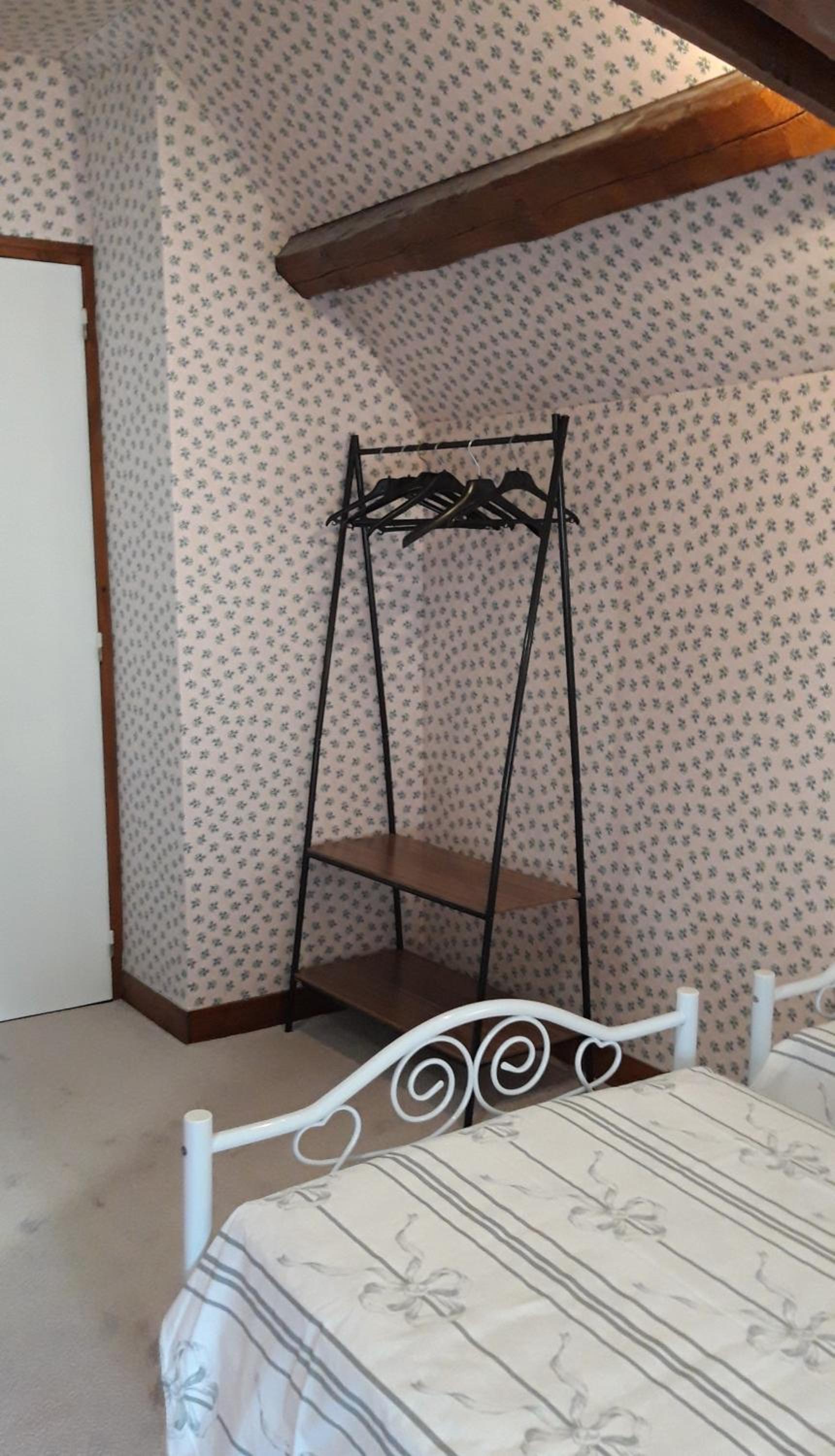 LE CHALET SUISSE - Chambre aux fleurs