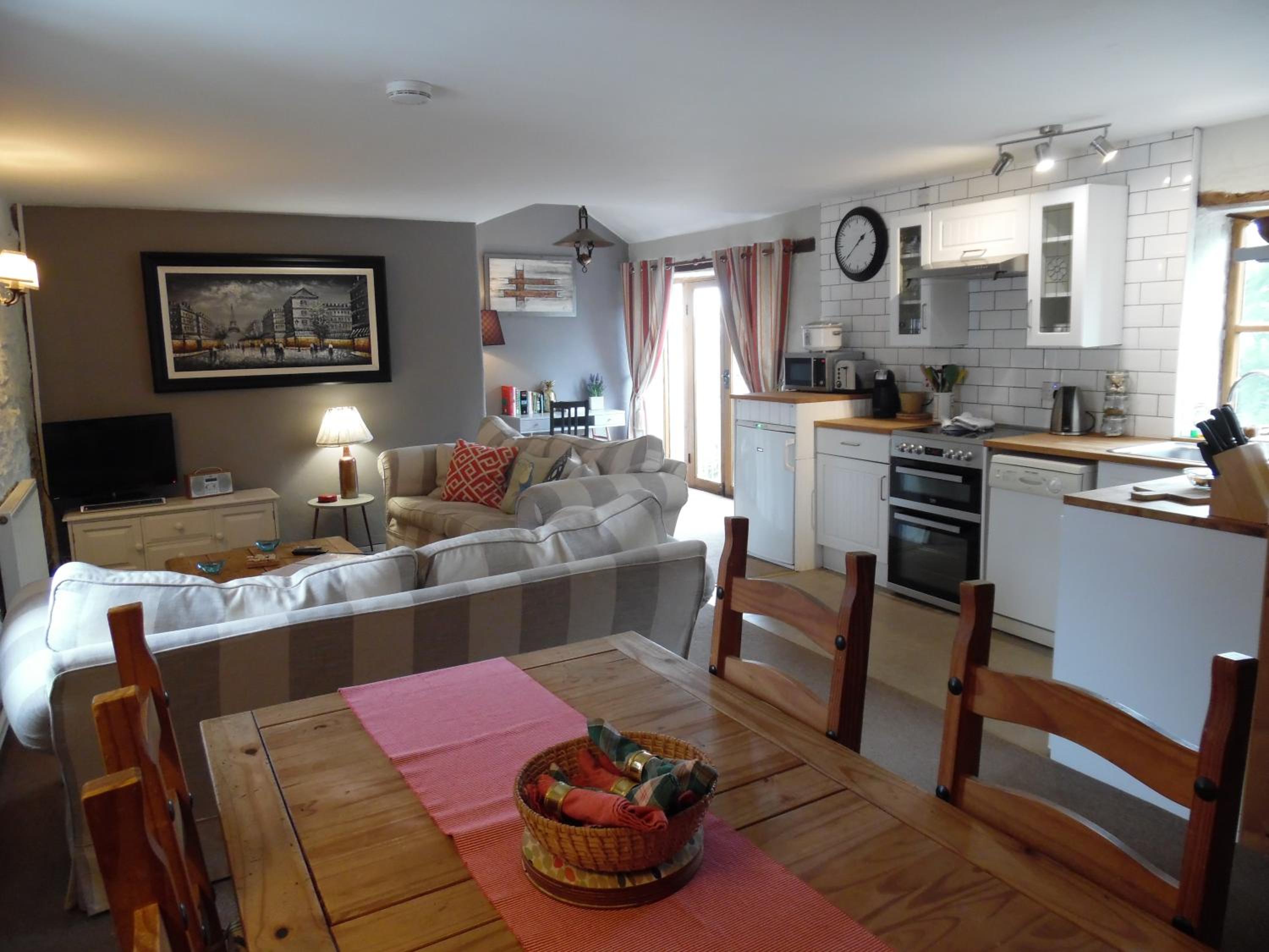 Primrose Cottage view 2