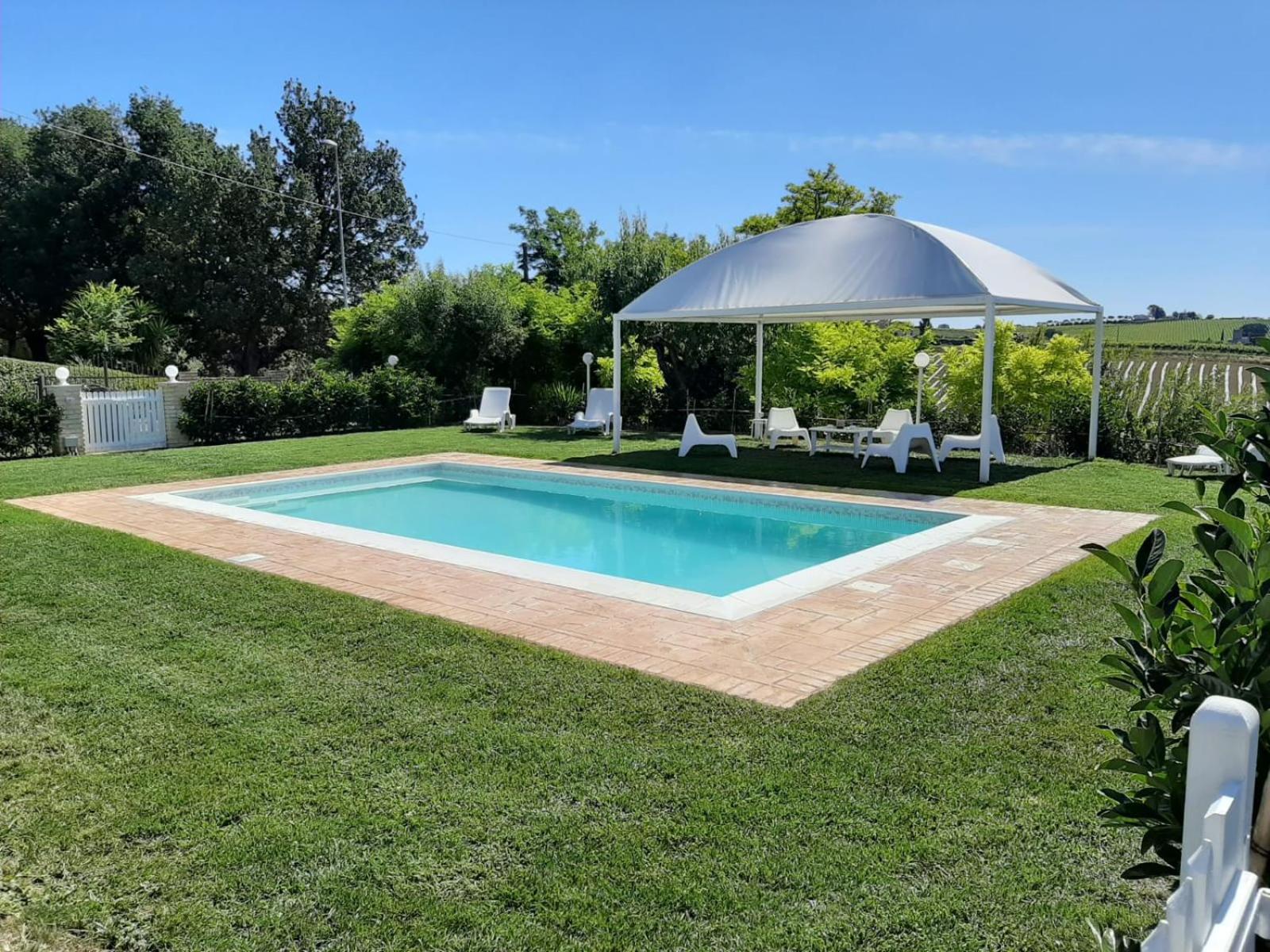 Tre Laghi Countryhouse Cottage with pool,views photo 4