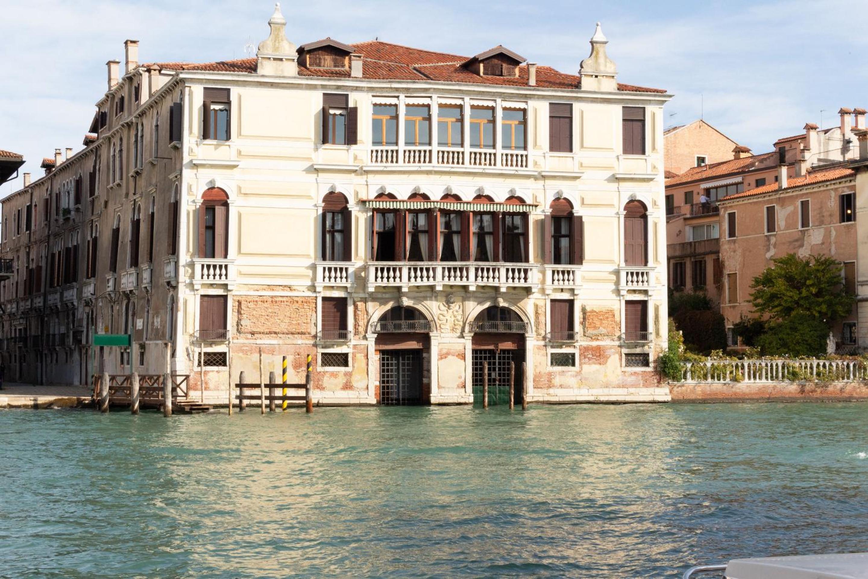 Granda Sweet Suites — Venice
