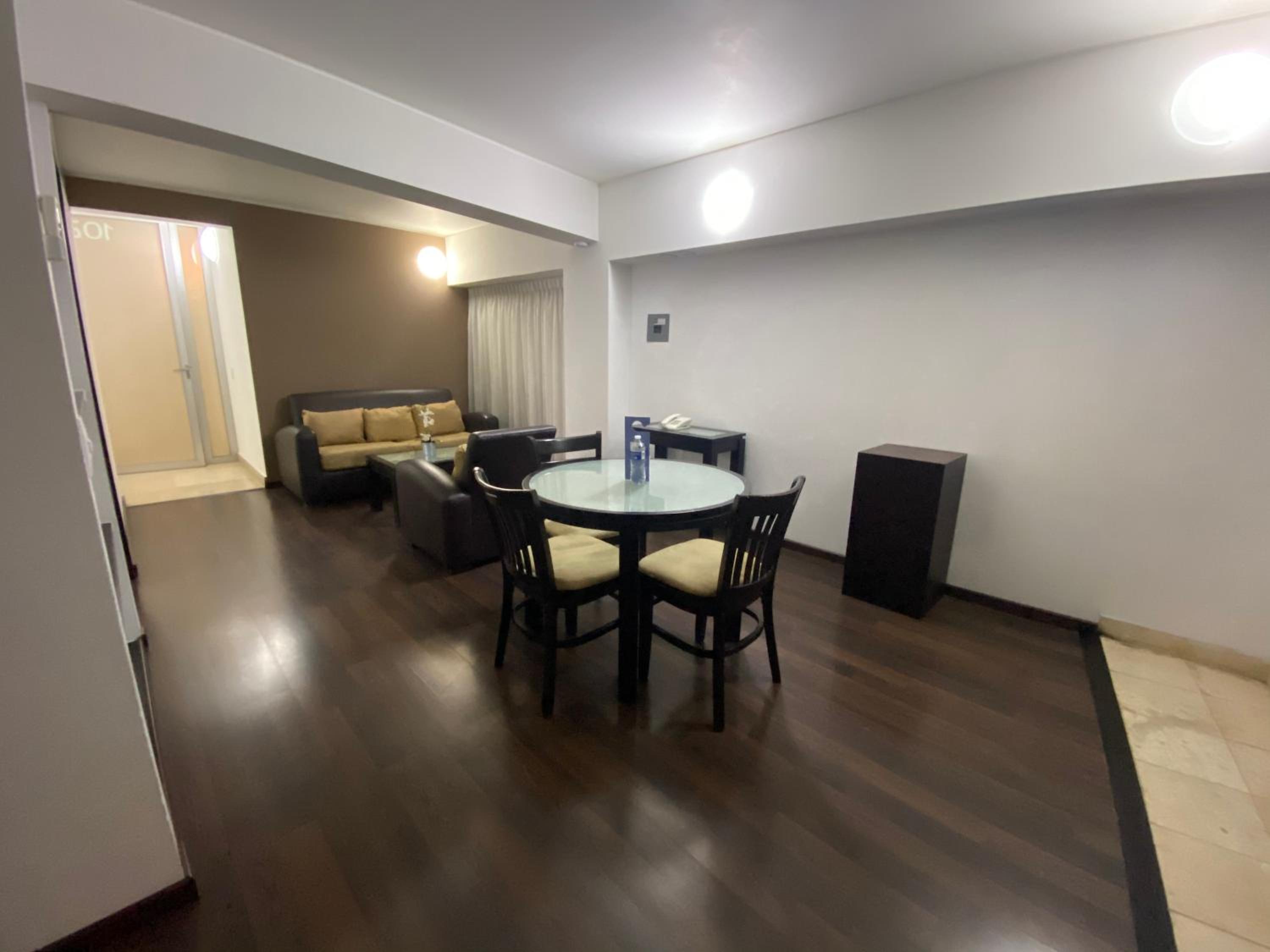 Suites Teca Once