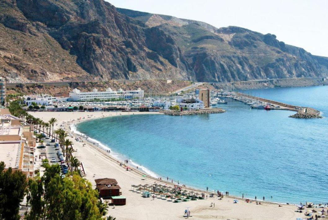 Alojamiento con vistas al mar