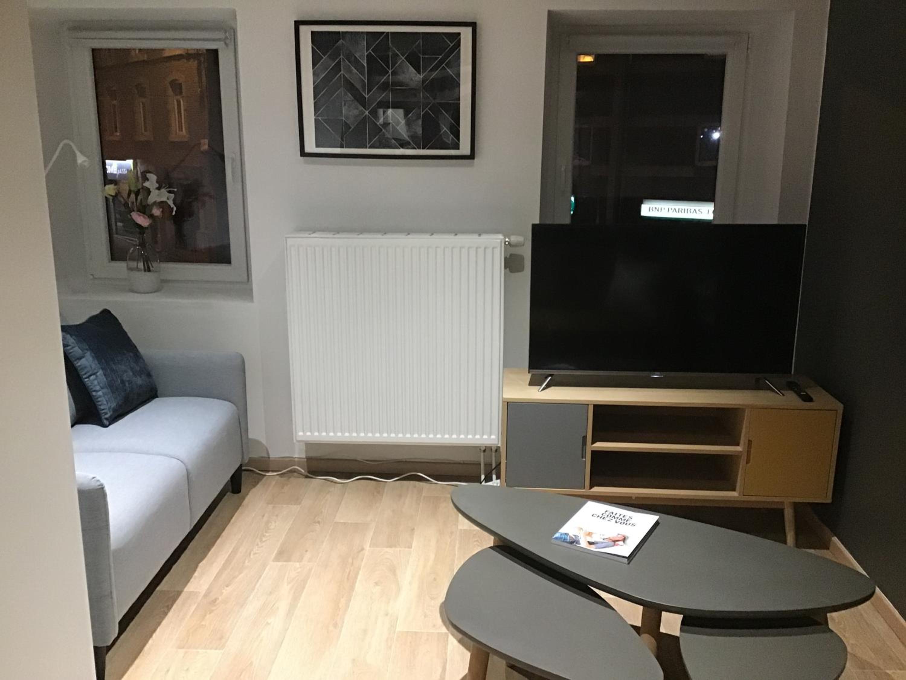 Gwladys's Home