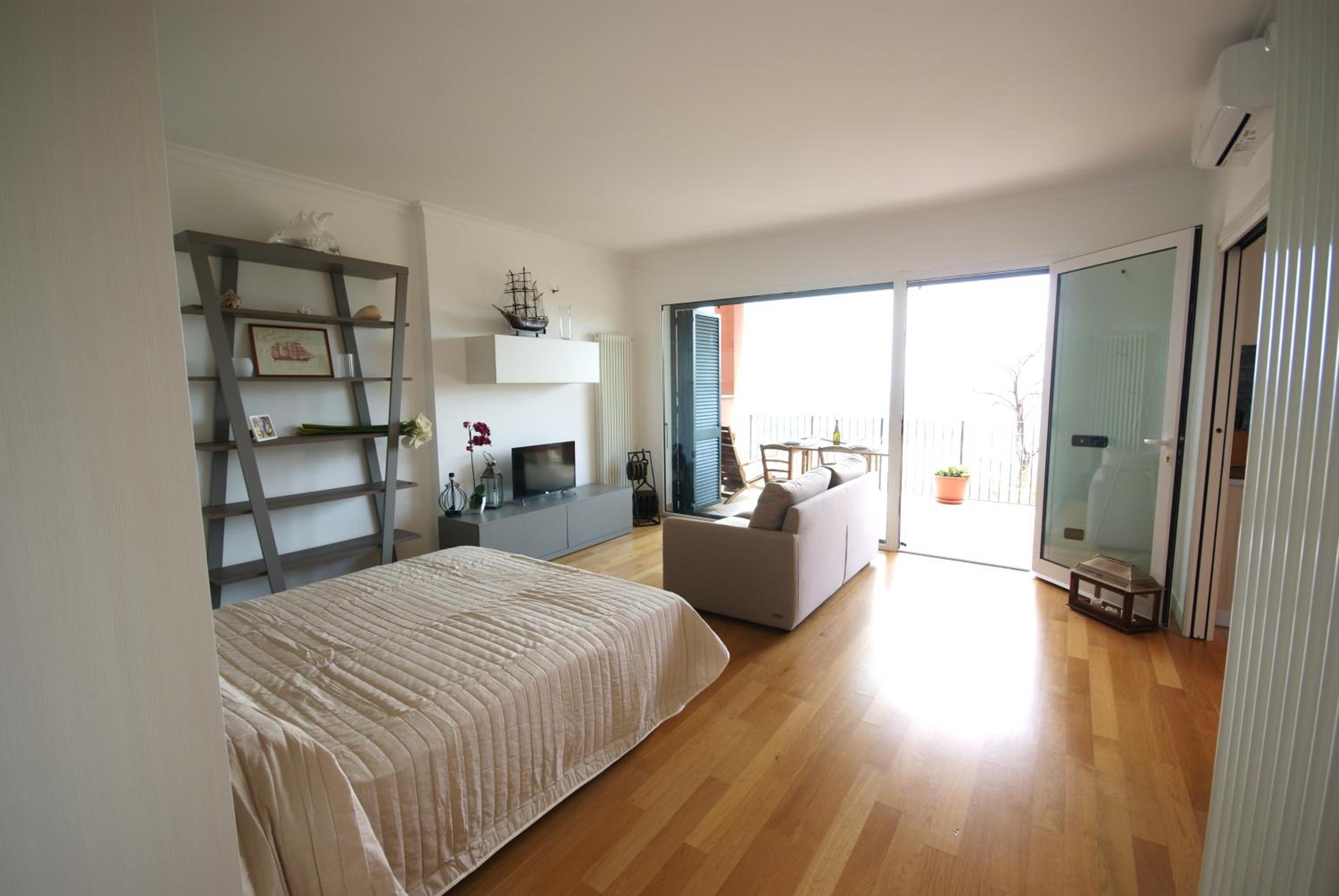 LOFT BAYVIEW view 5