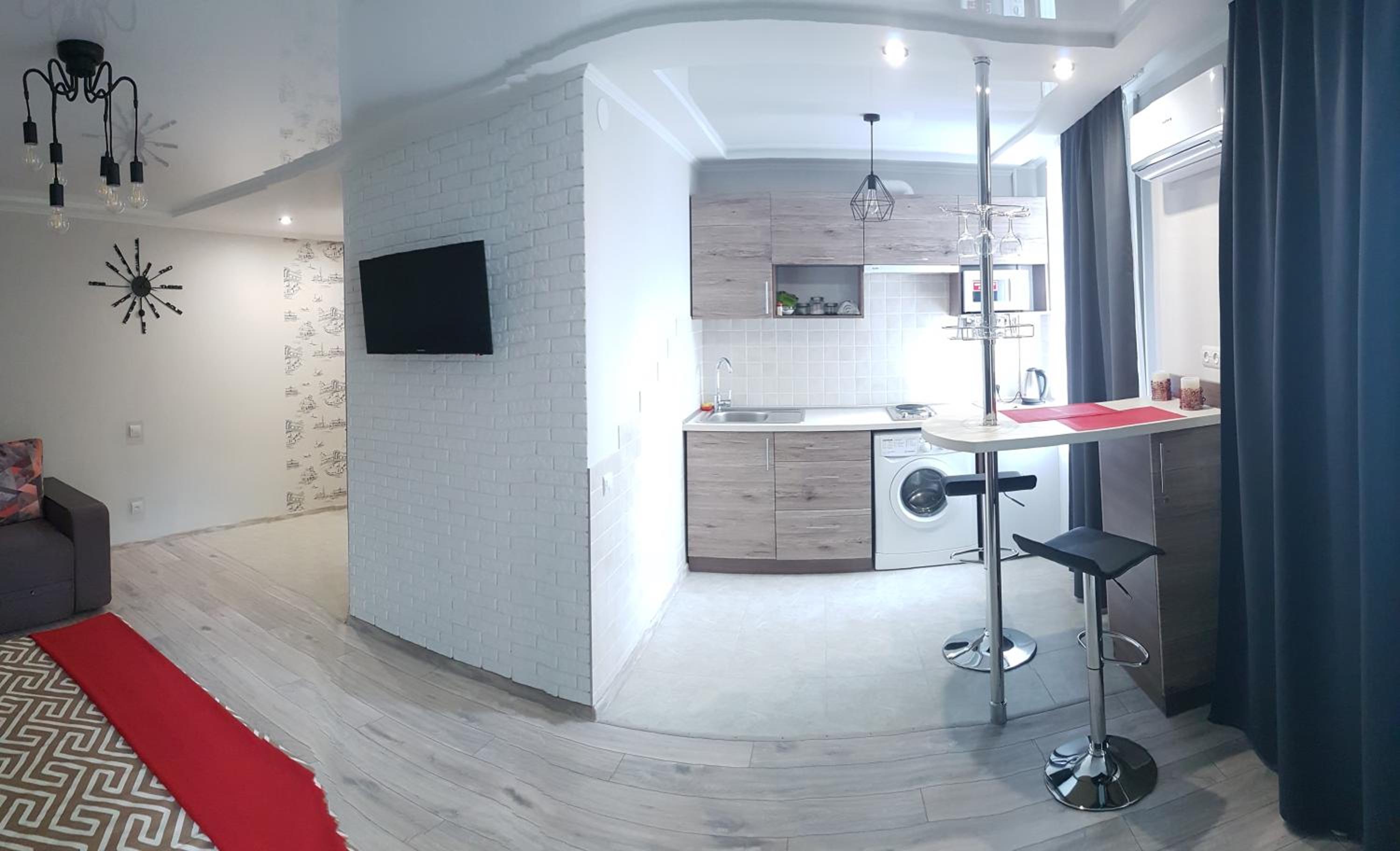 LOFT studio Apartment on Teslenkа street view 5