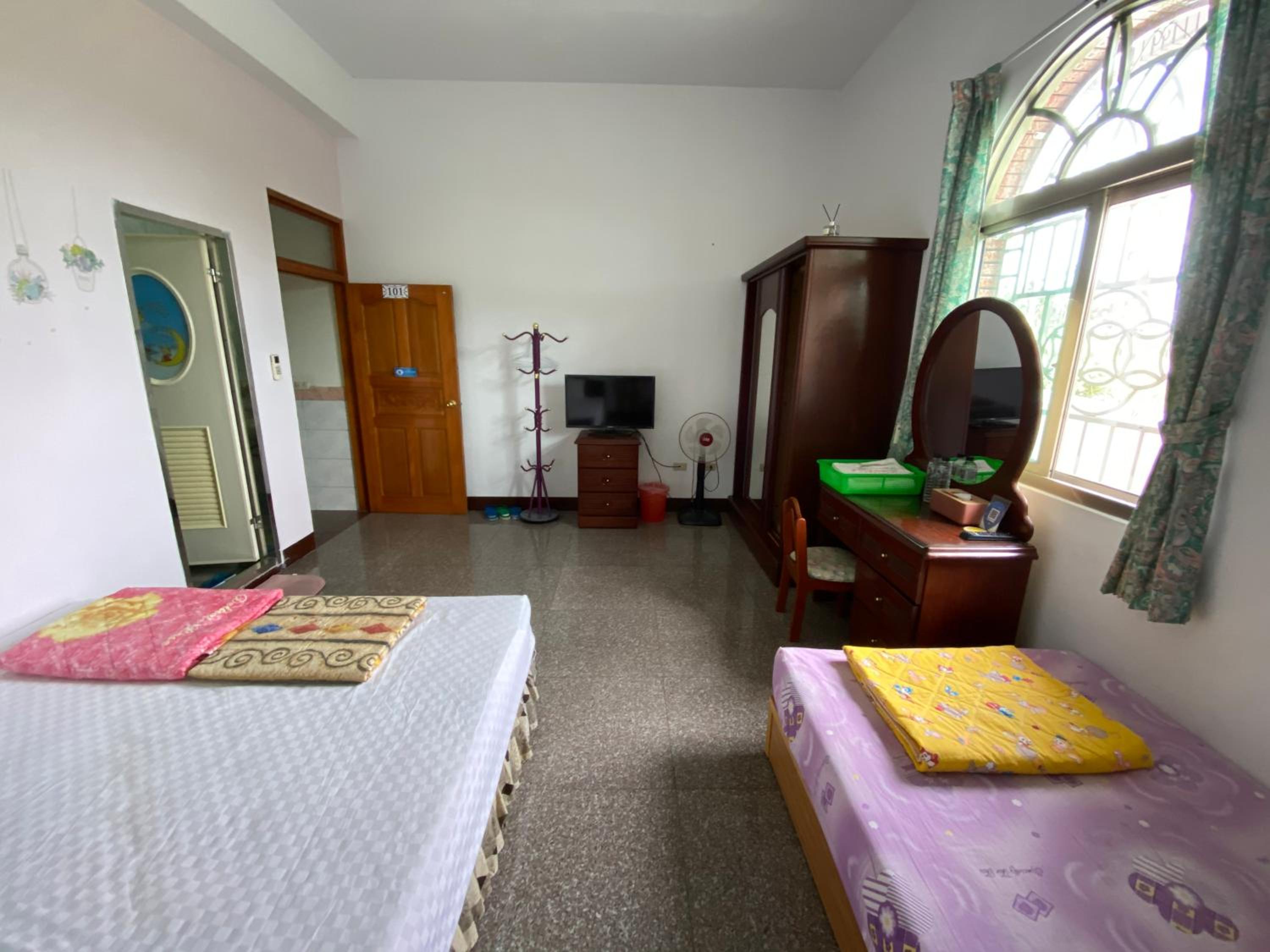 Huayi Homestay