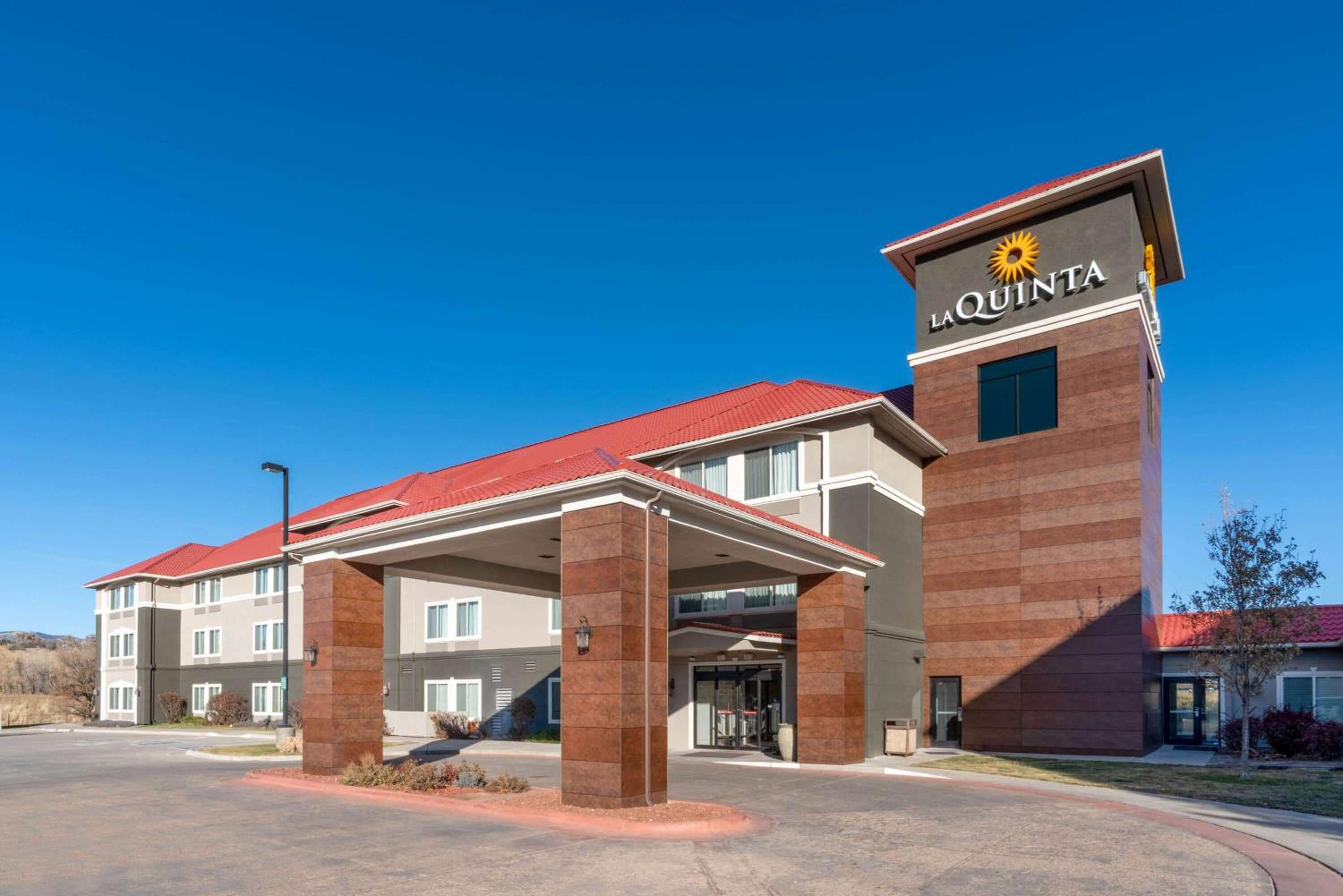 Glenwood Springs Vacations - La Quinta by Wyndham Rifle - Property Image 2