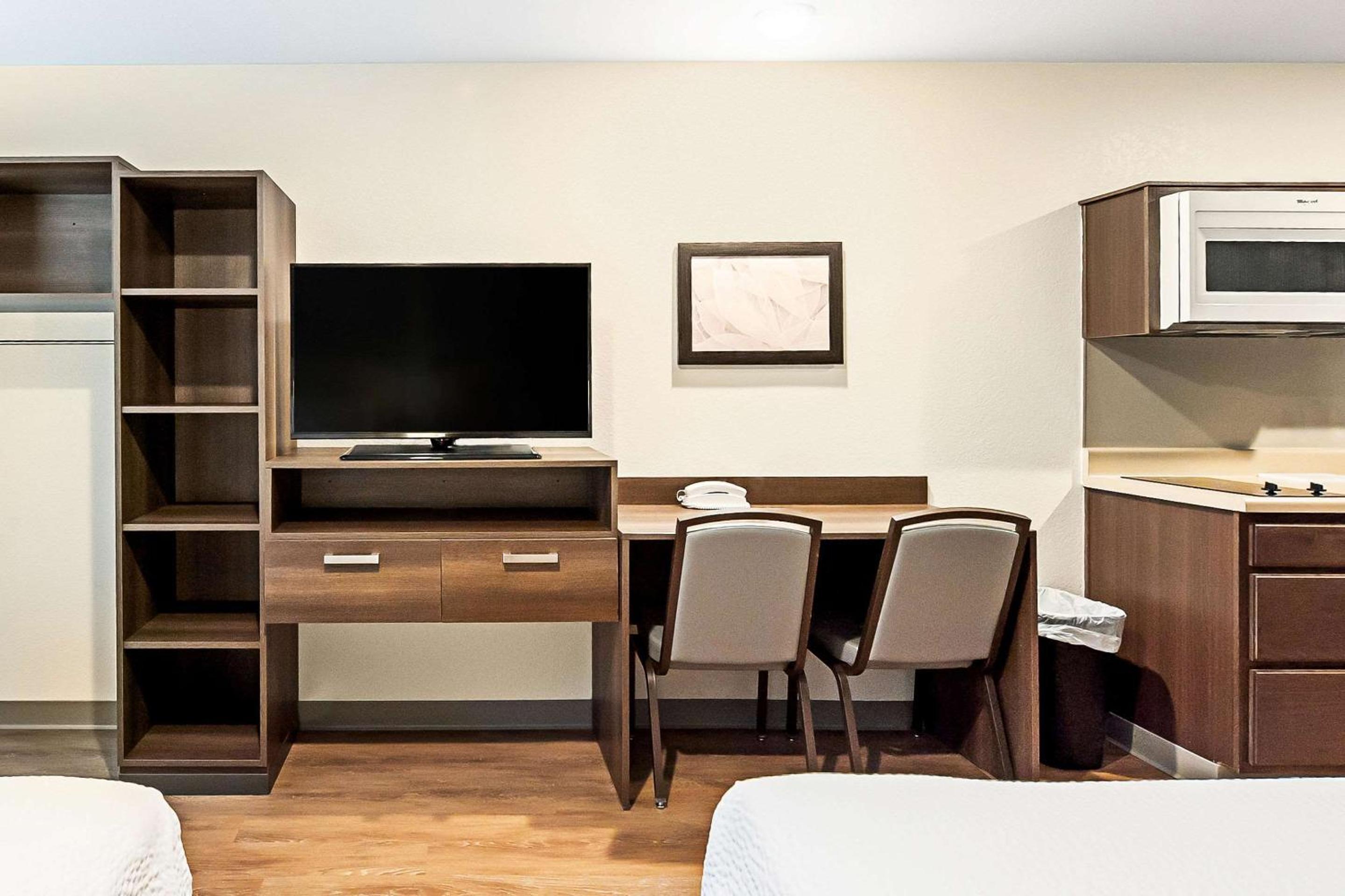 WoodSpring Suites Reno Sparks - Property Image 2