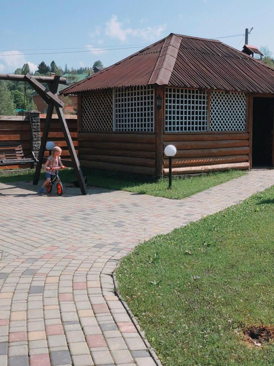 Karpatskyi Maetok view 2