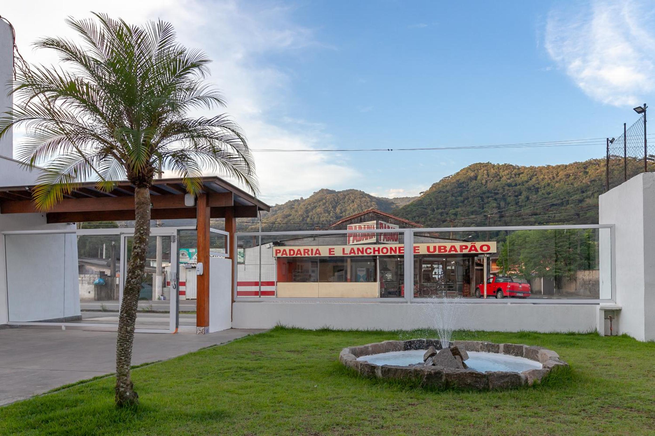 Sun Way Apartamentos com piscinas e churrasqueiras