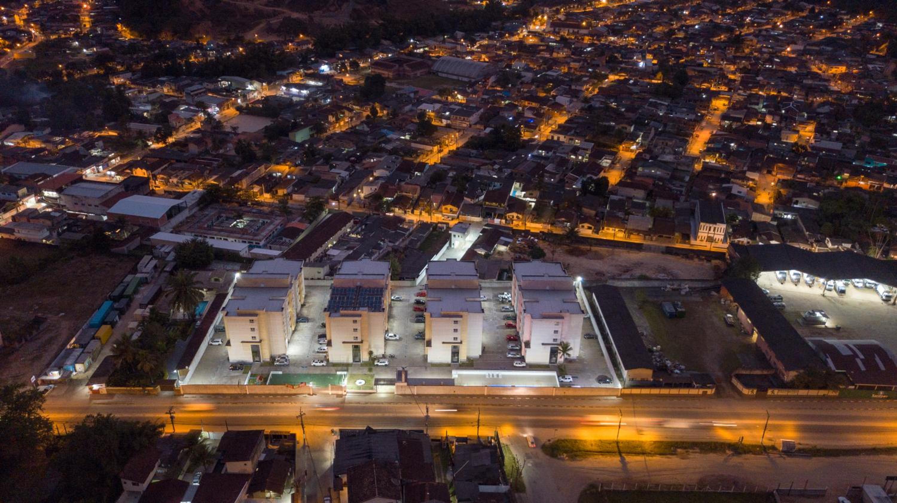 Sun Way Apartamentos com piscinas e churrasqueiras