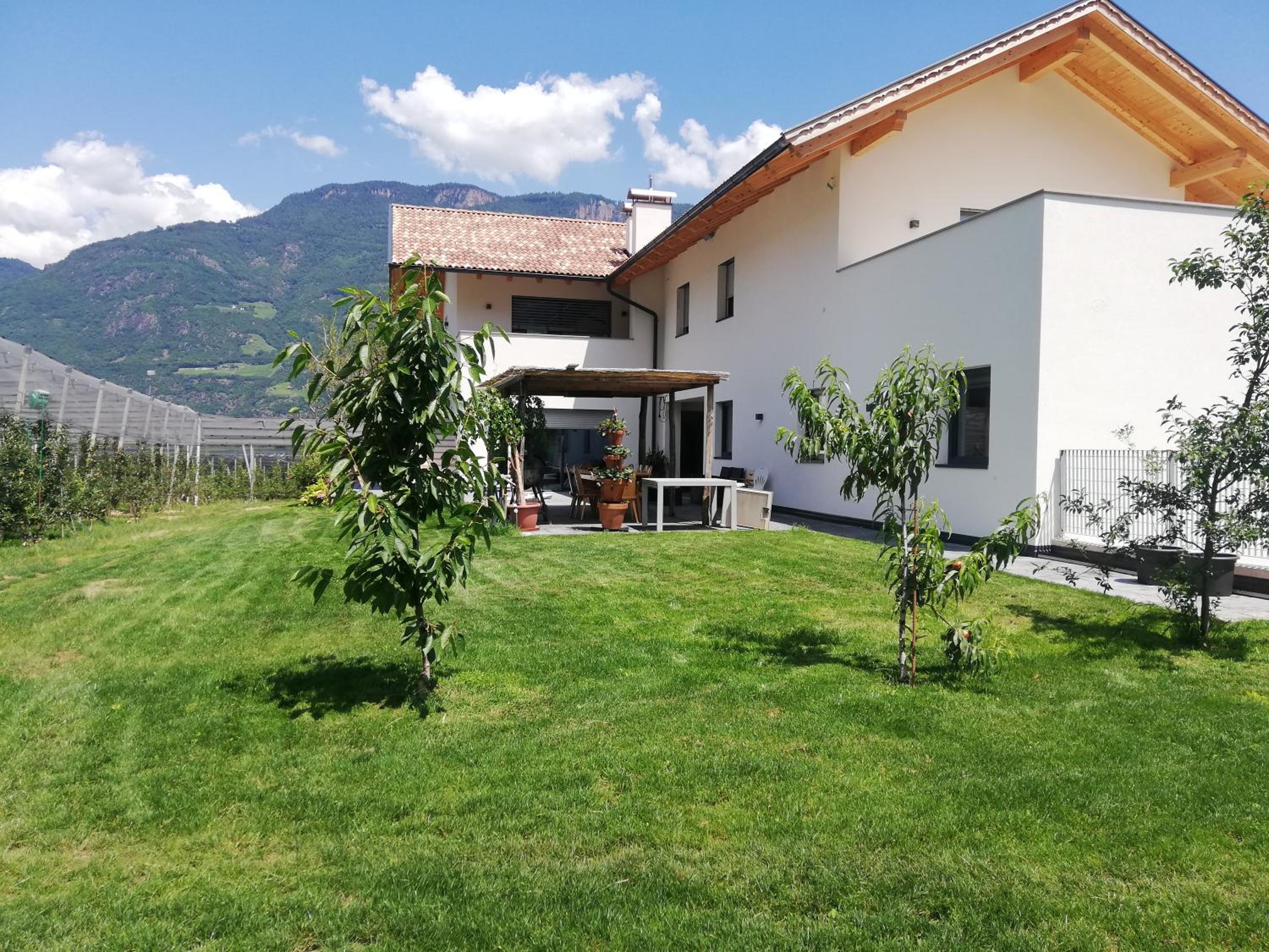 Gisshübelhof view 4