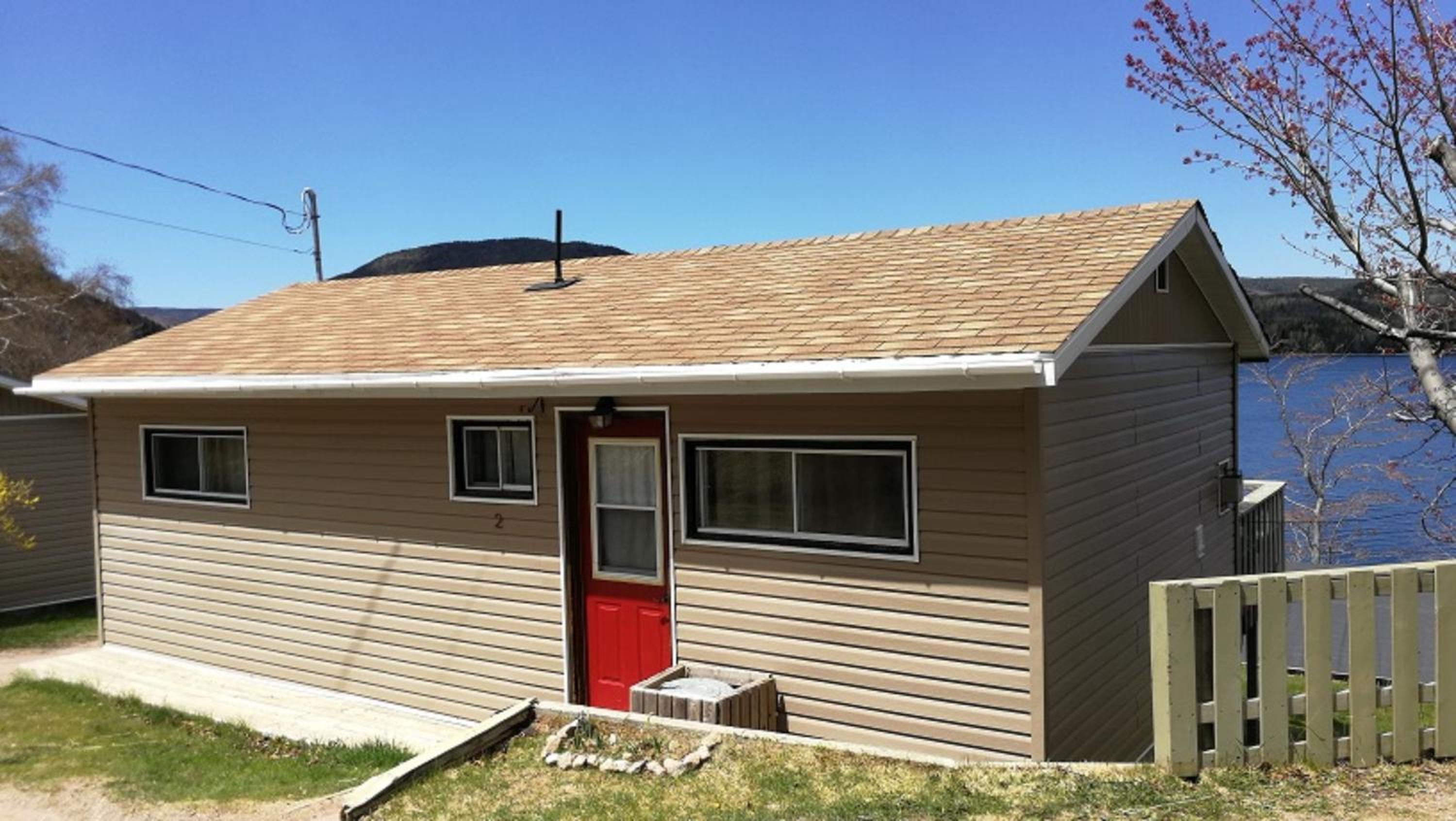 Knotty Pine Cottages, Suites & Motel Rooms