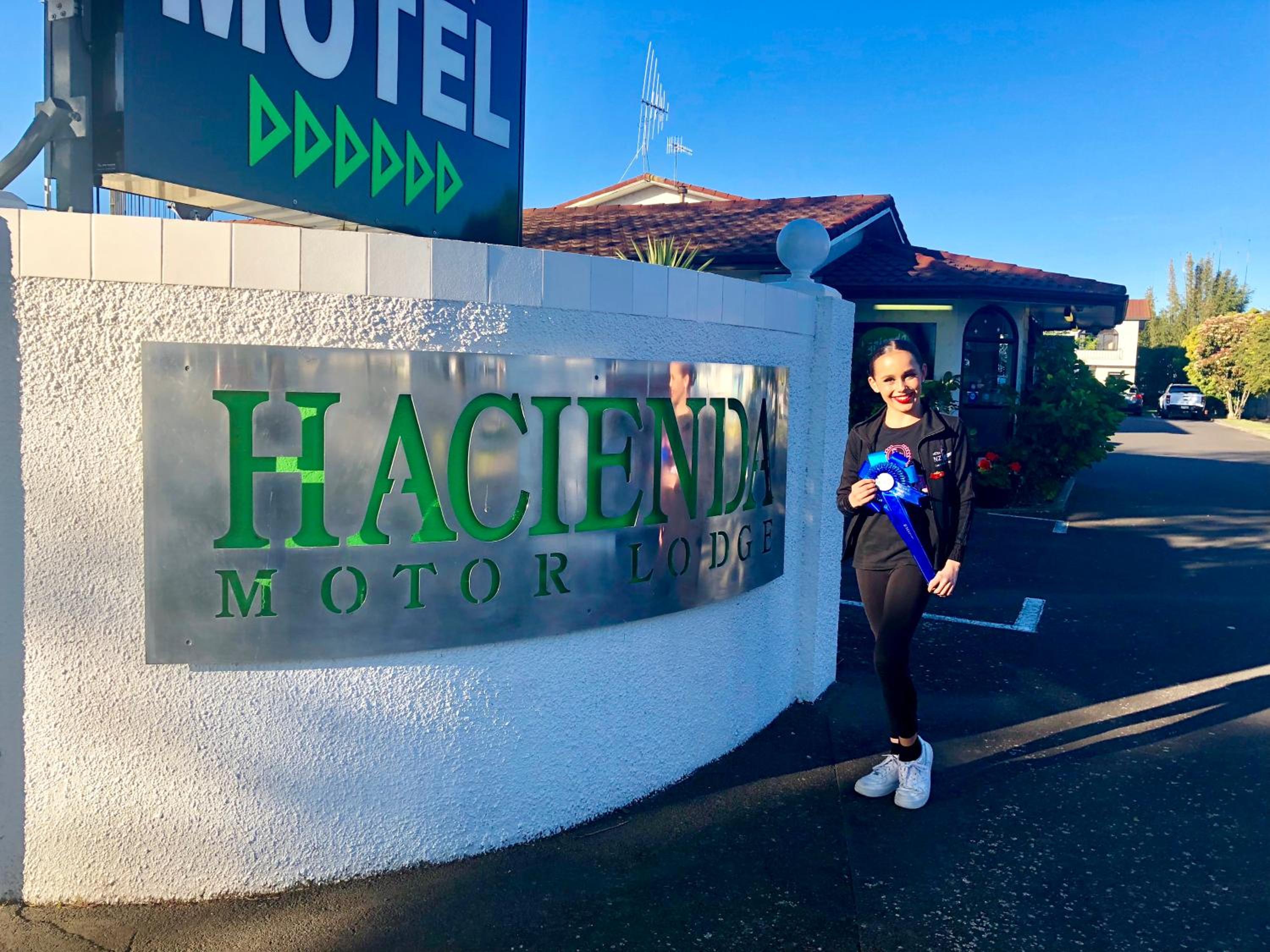 Hacienda Motor Lodge