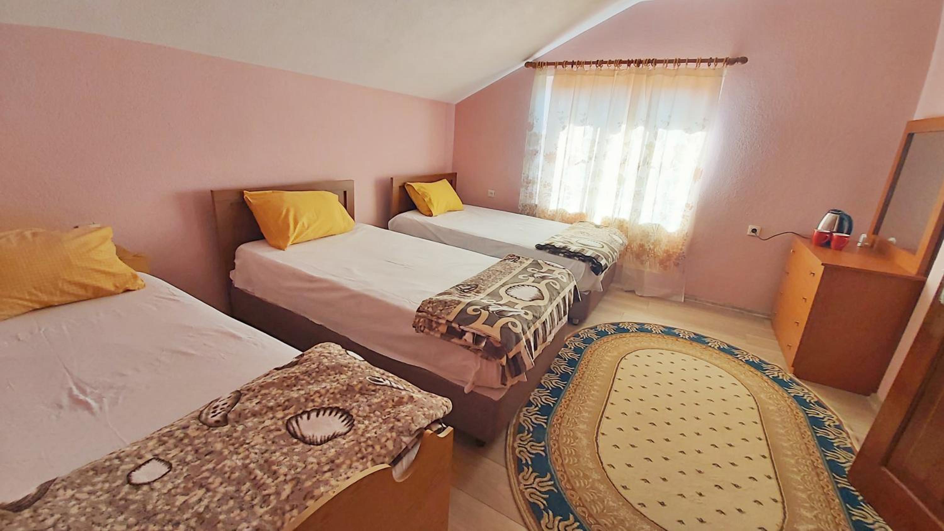 Guest House Pogradeci Lake Walk
