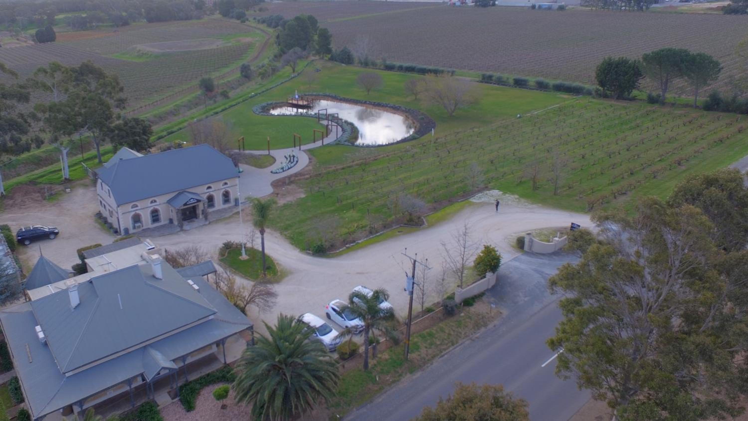 Pirathon Country Estate