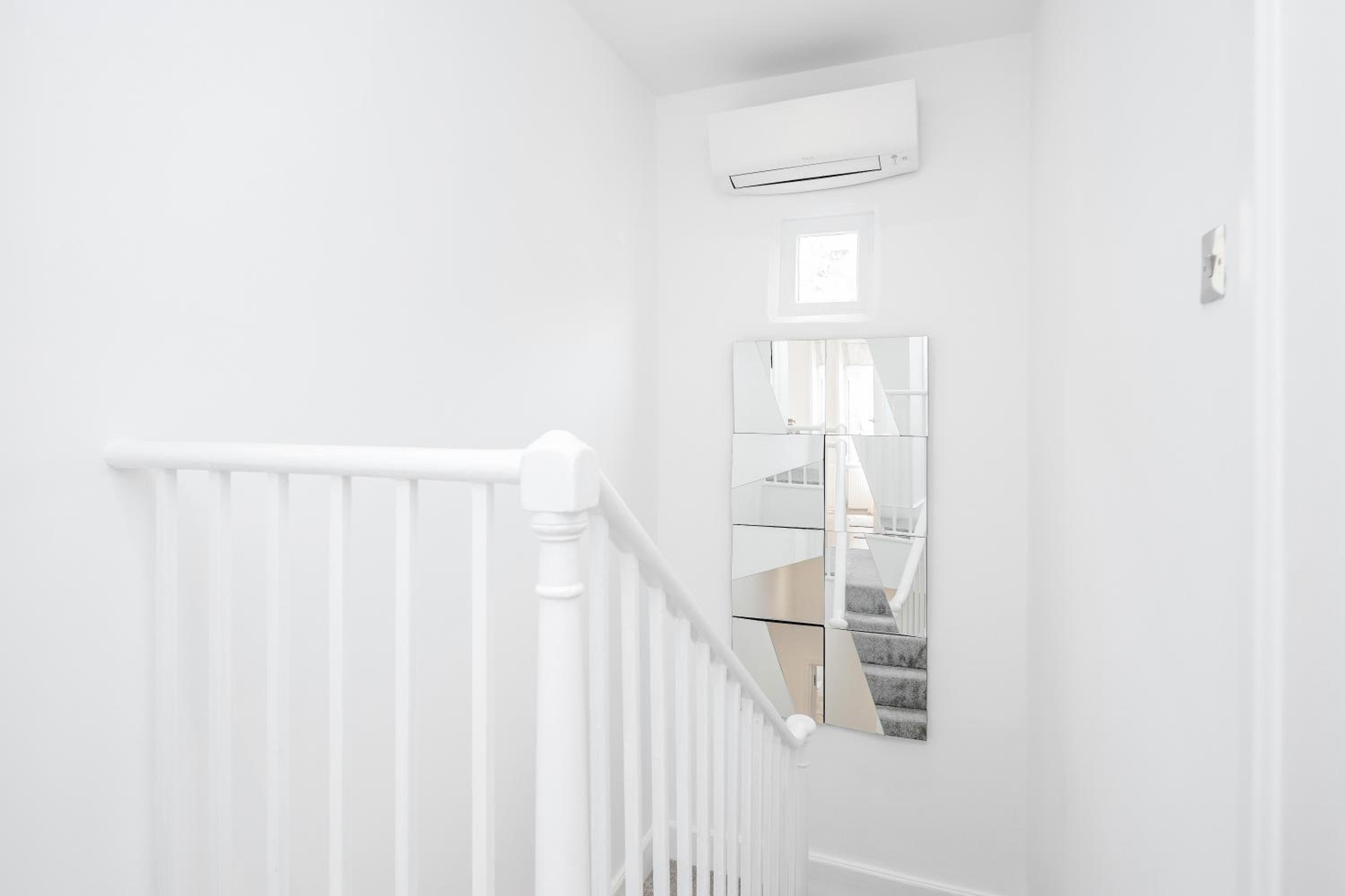 The white home near Kensington high st