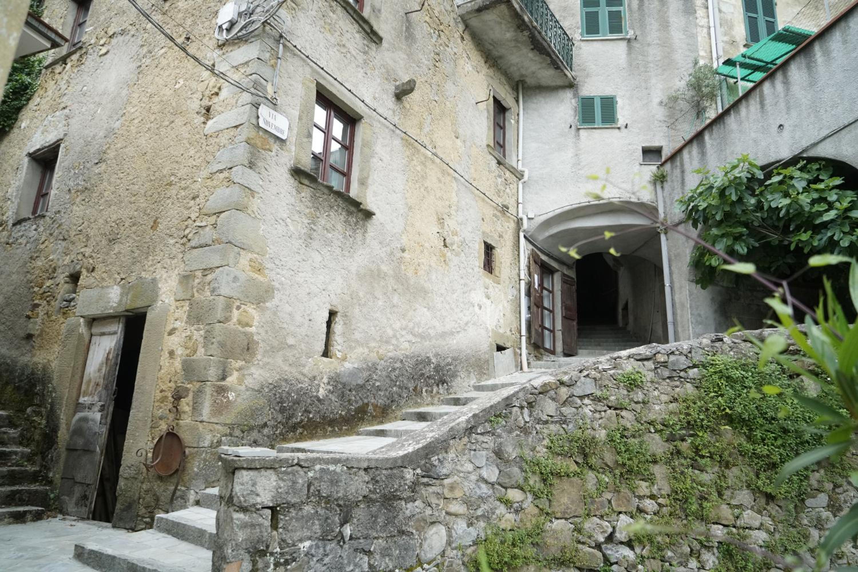 Photo 24