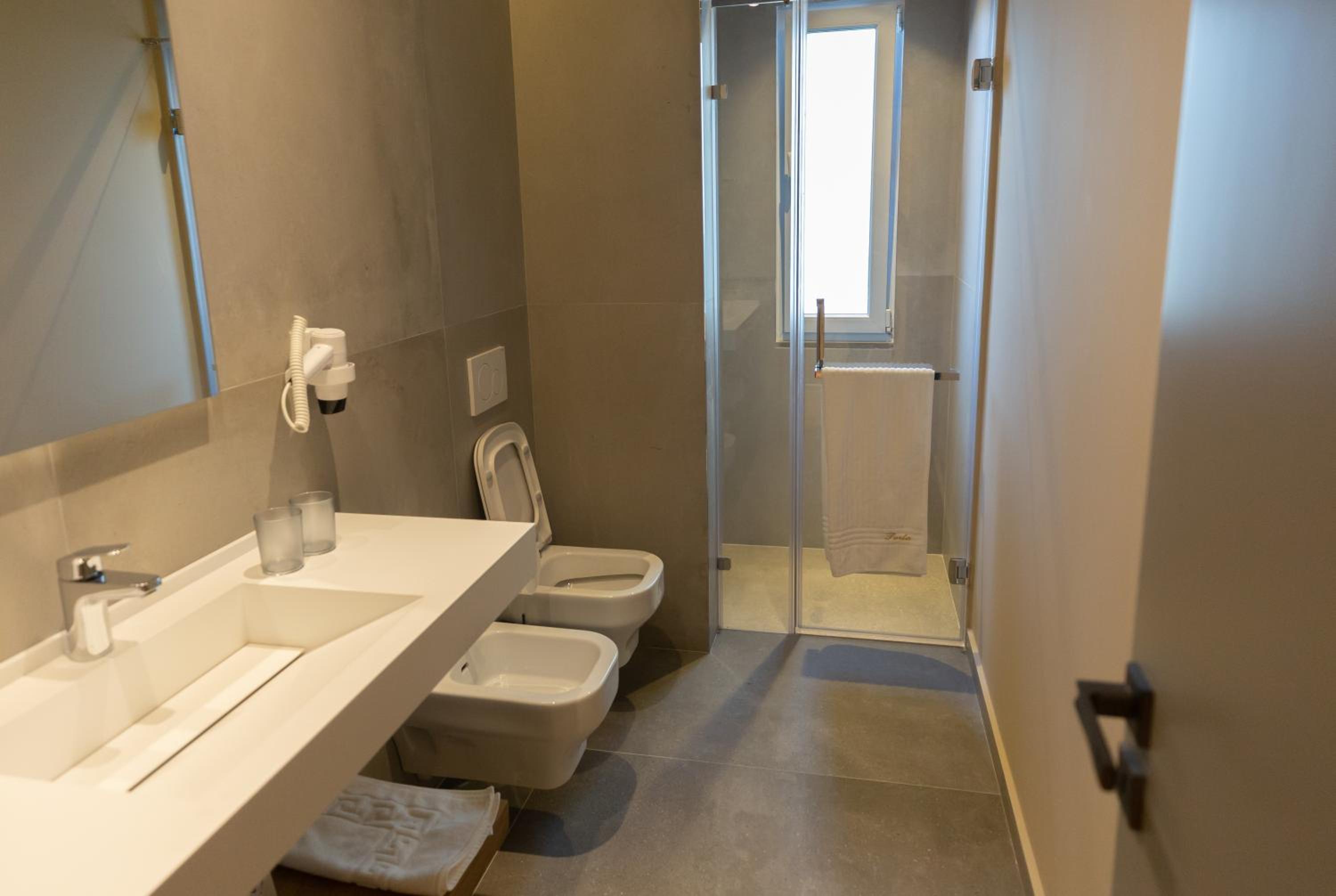 Porta Apartament
