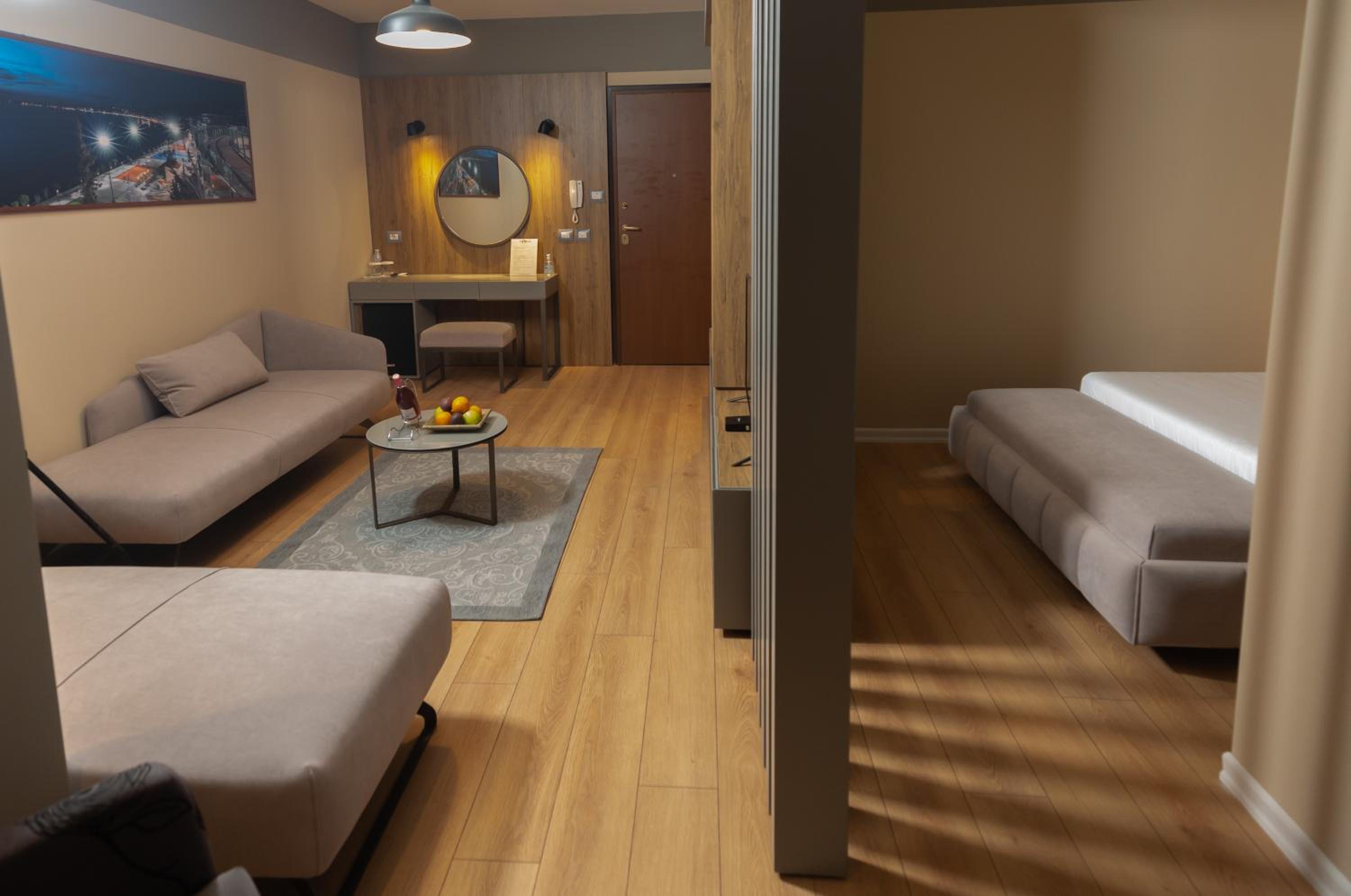Porta Apartament