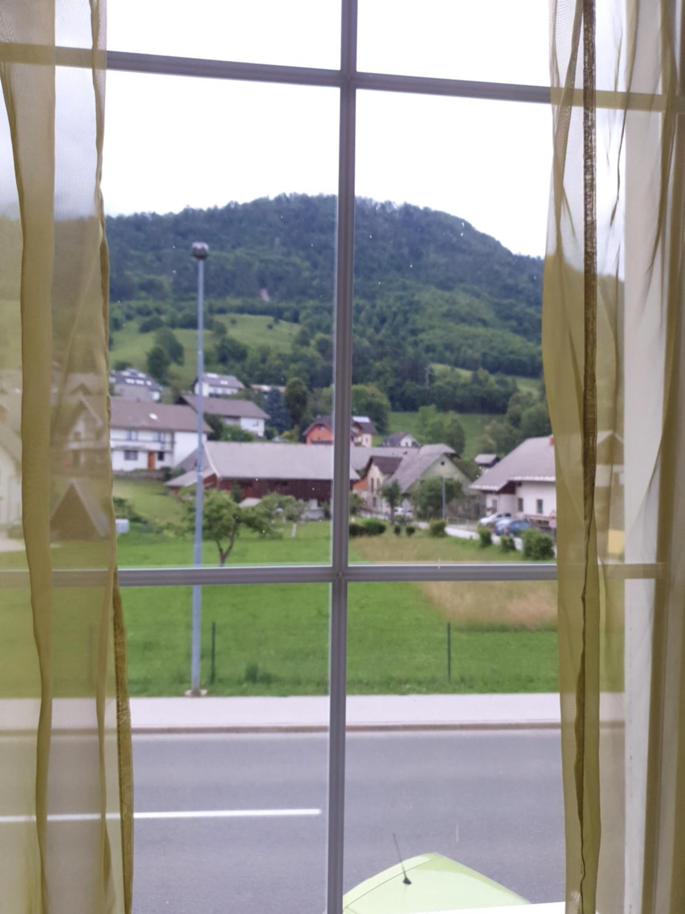 Photo 48