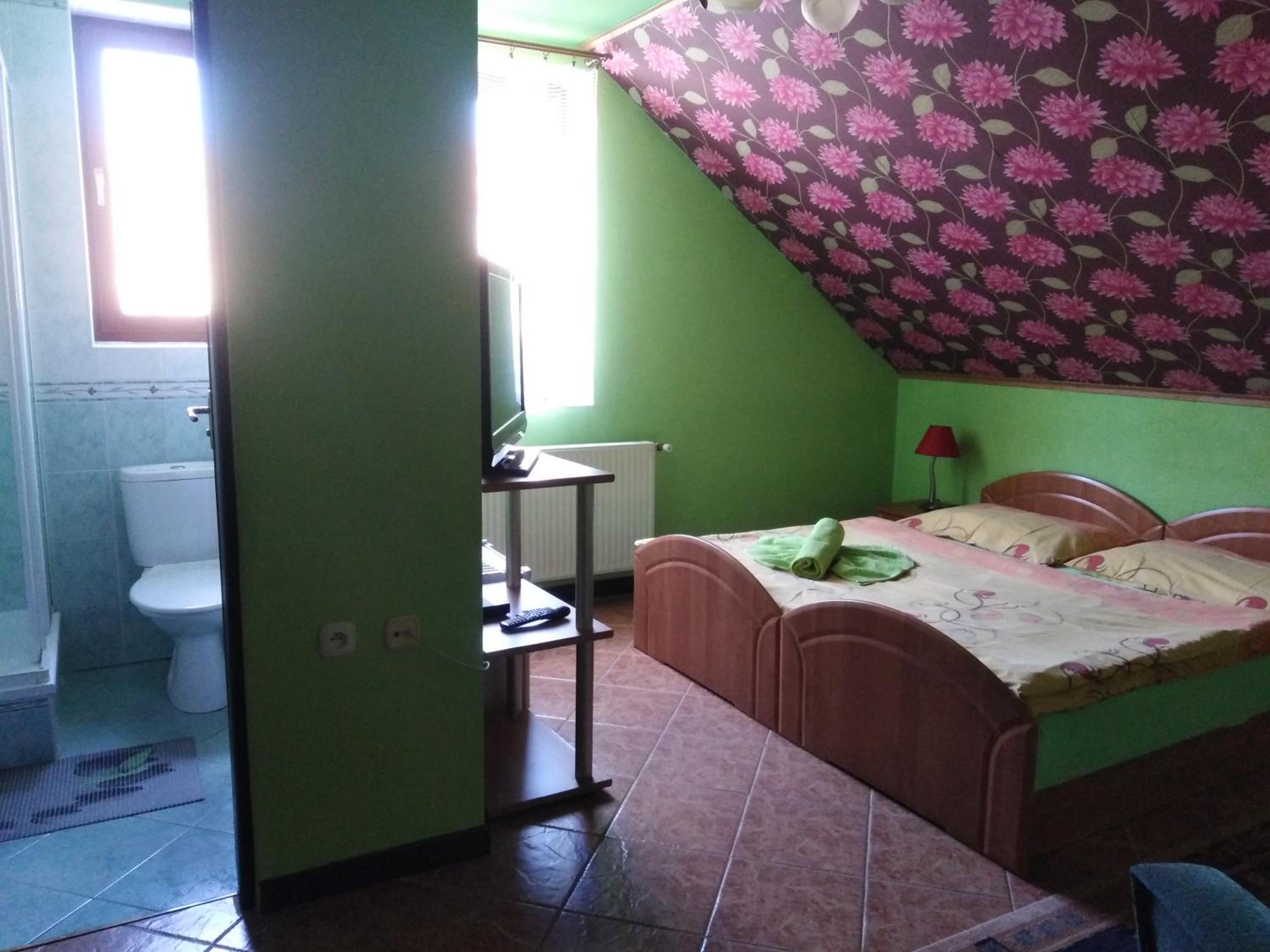 Ubytovanie Penzión Iveta view 3