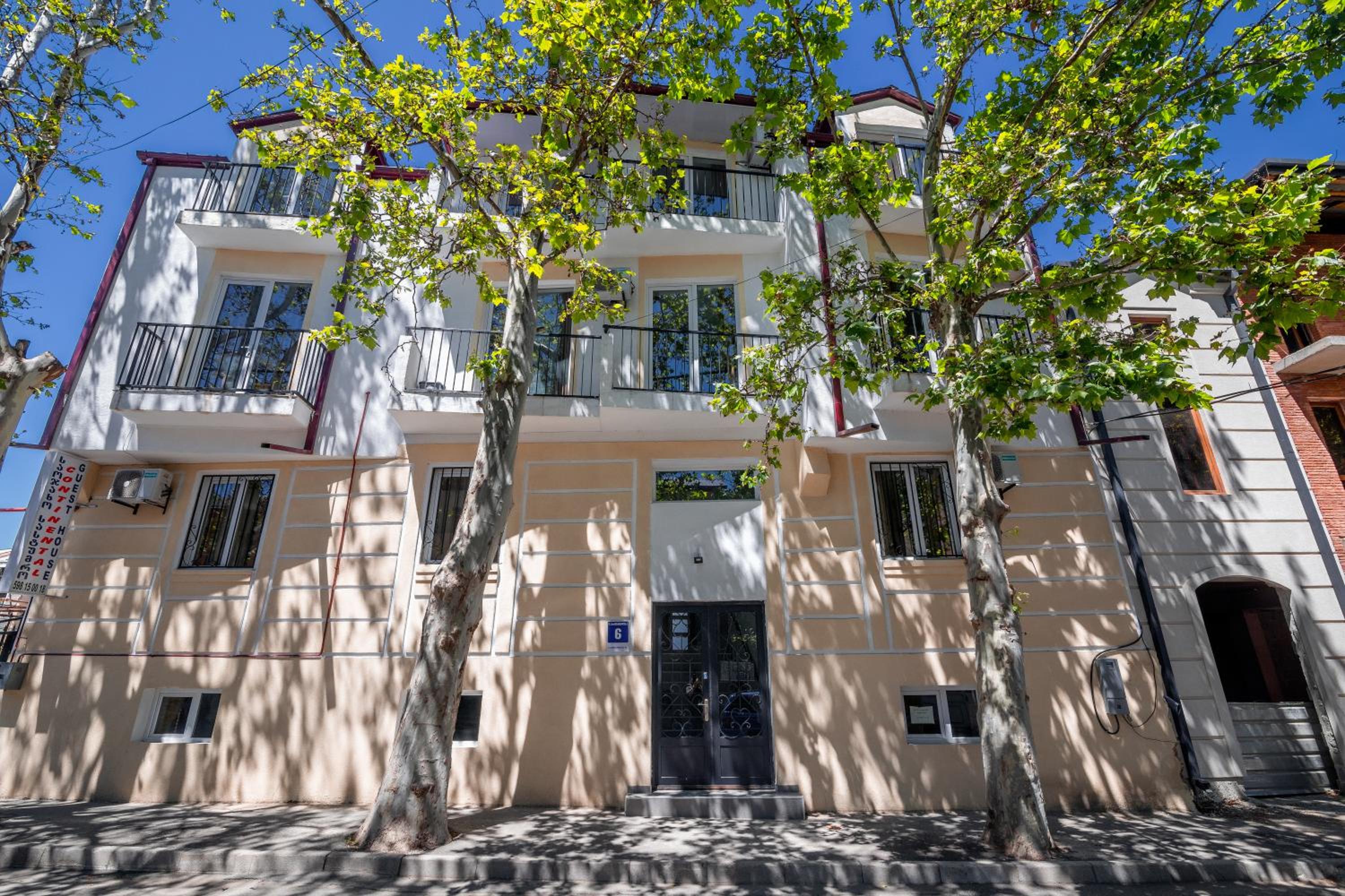 Photo 38