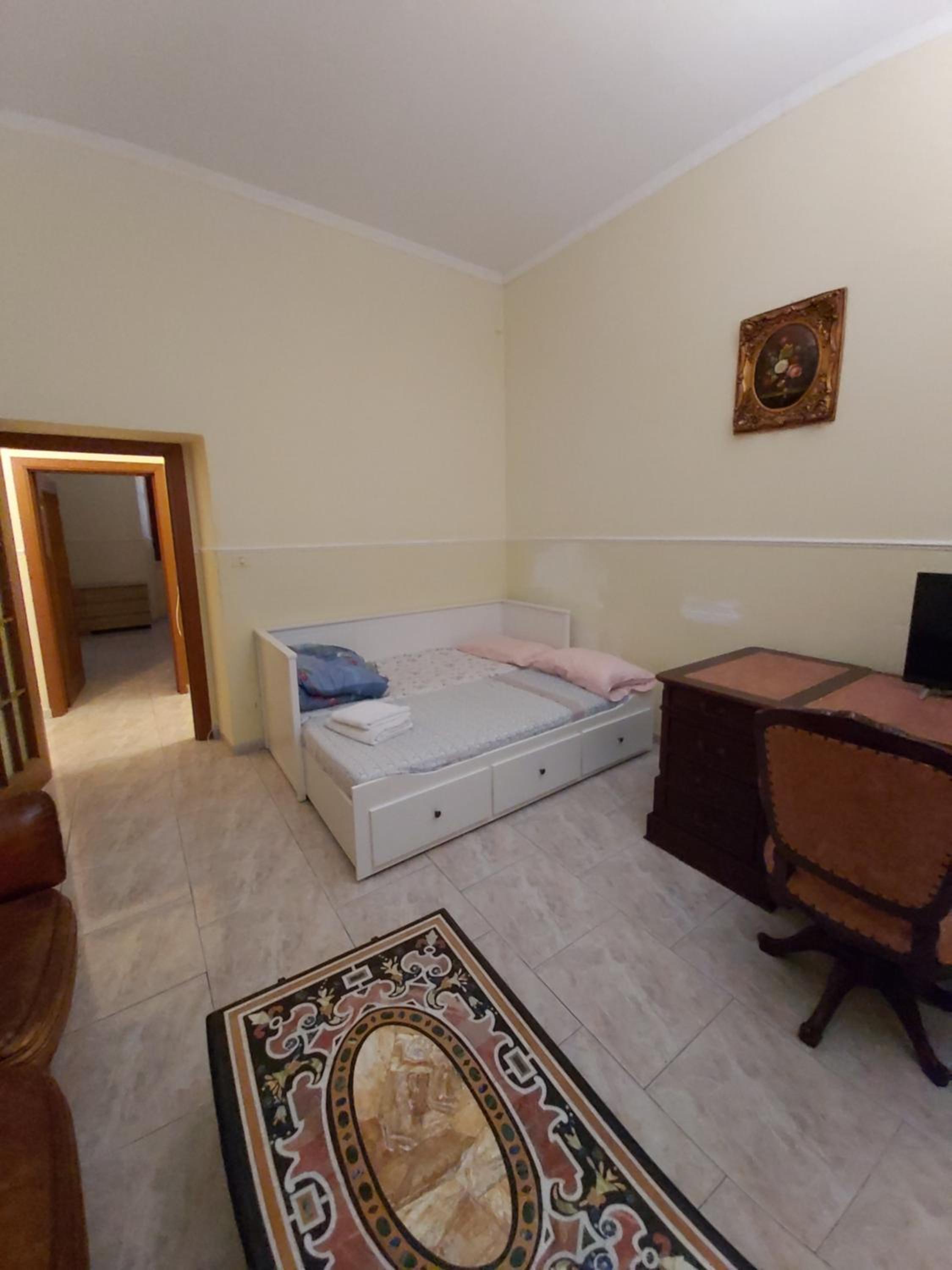 WHOLE HOLIDAY HOME APARTMENT FANTASTIC CIVITAVECCHIA da Pamino & Priscilla con due Camere letto!