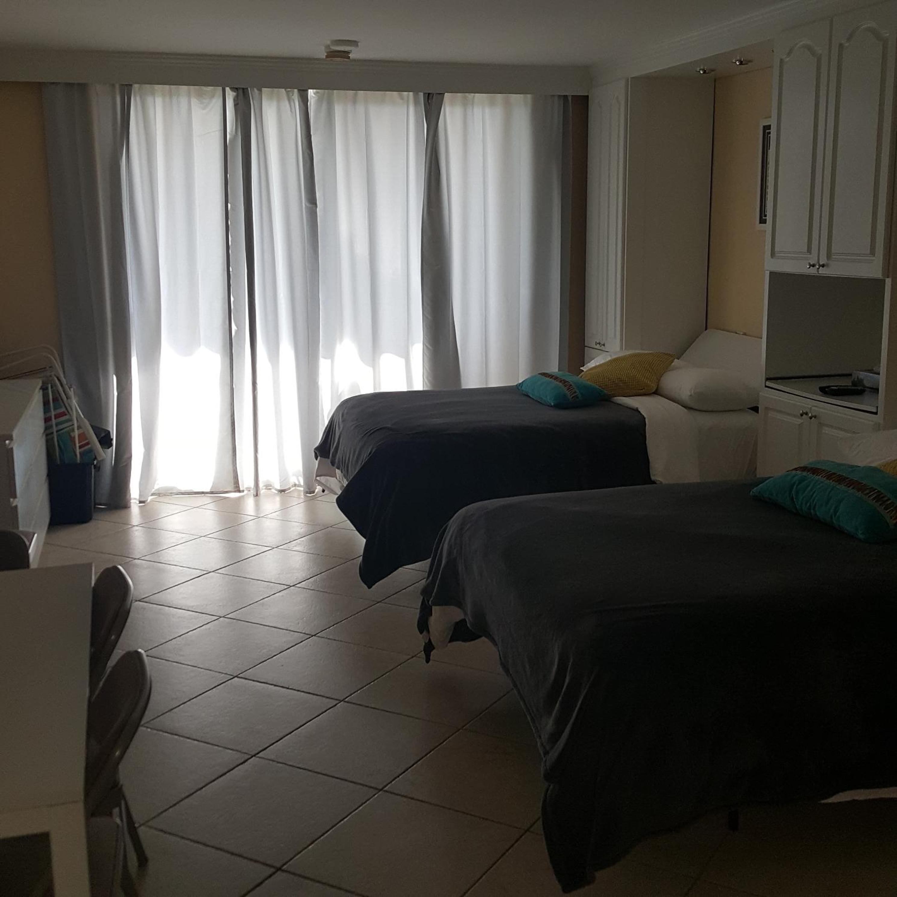 Top floor oceanfront Miami Direct Access to the beach