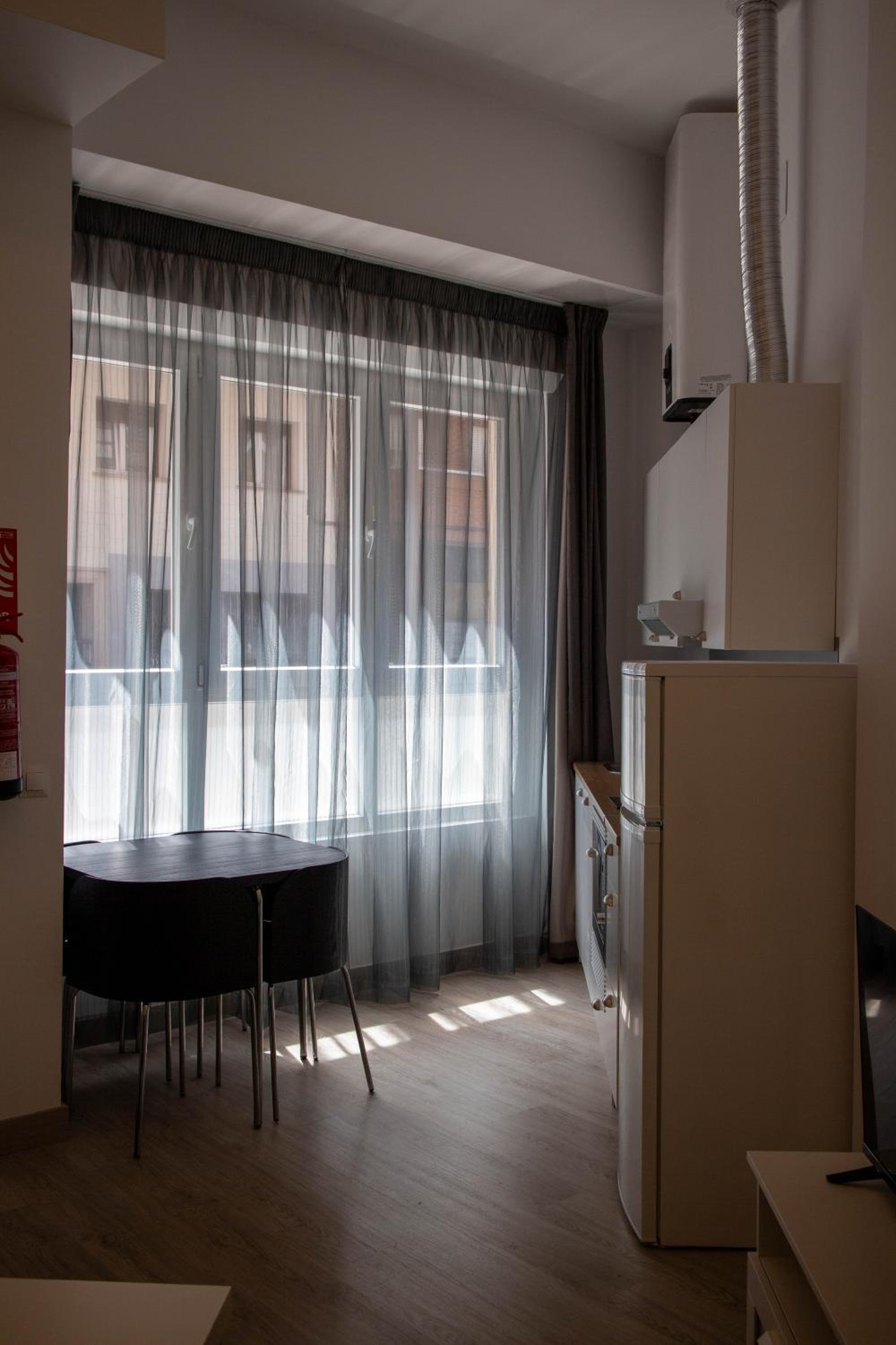 L&G Madrid Apartments