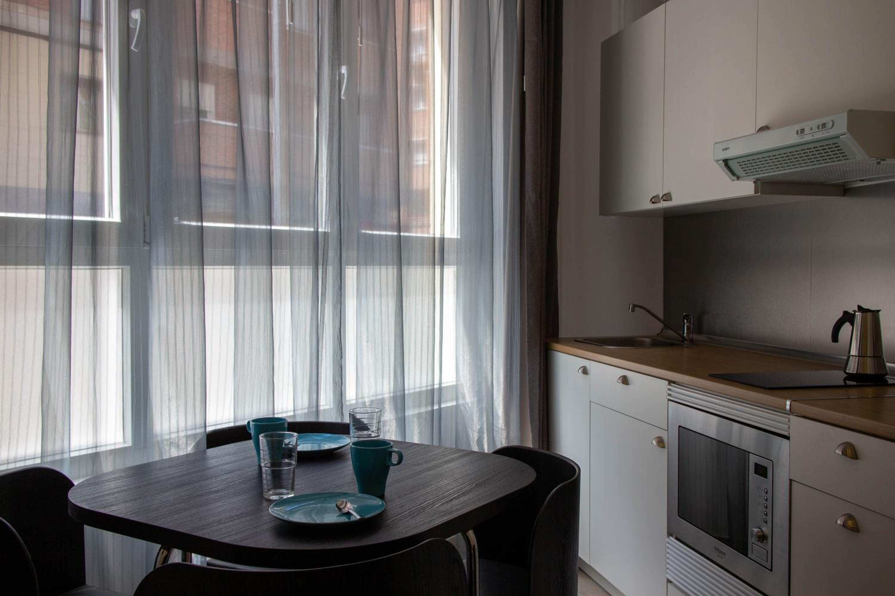 L&G Madrid Apartments