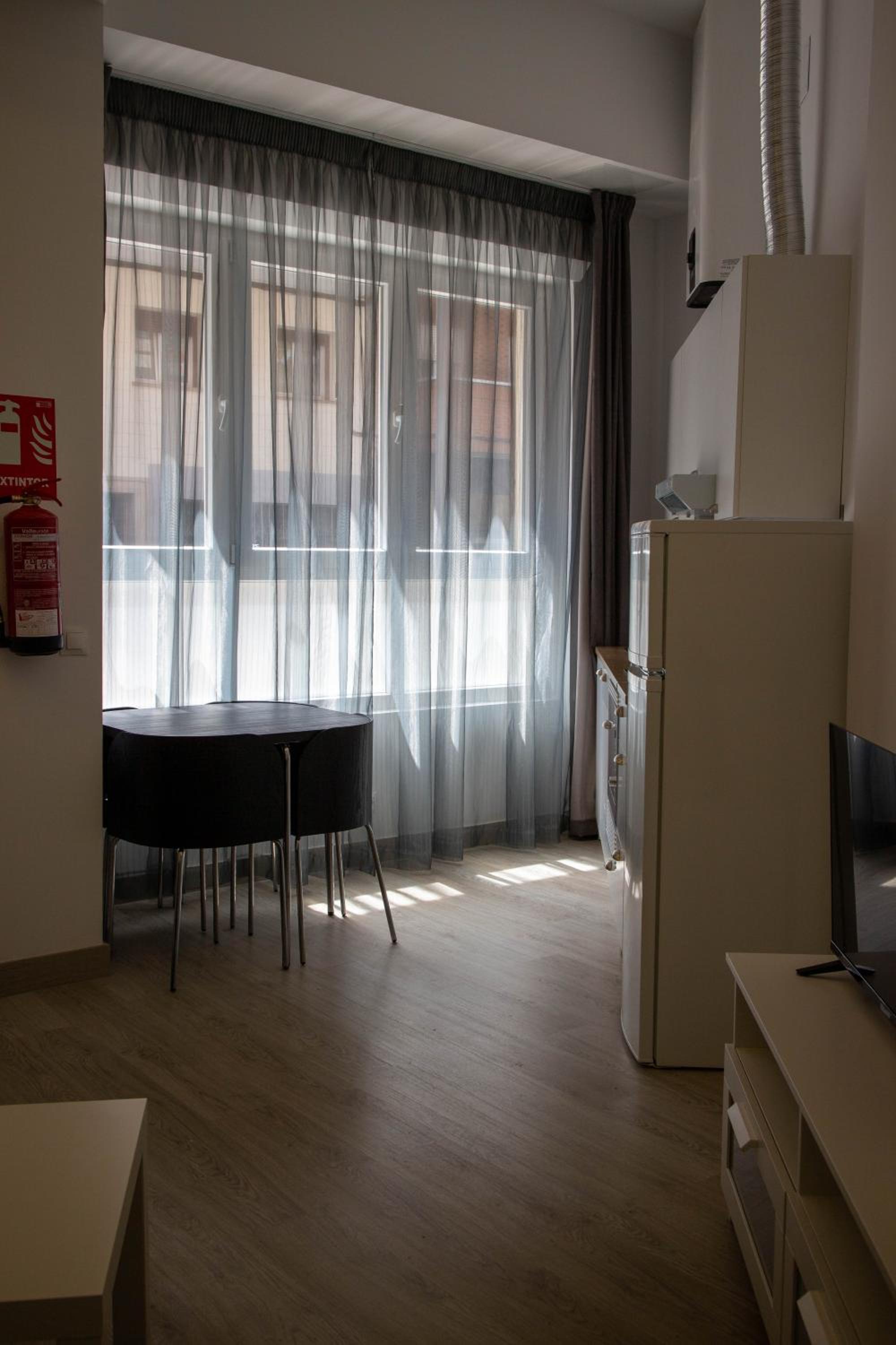 L&G Madrid Apartments