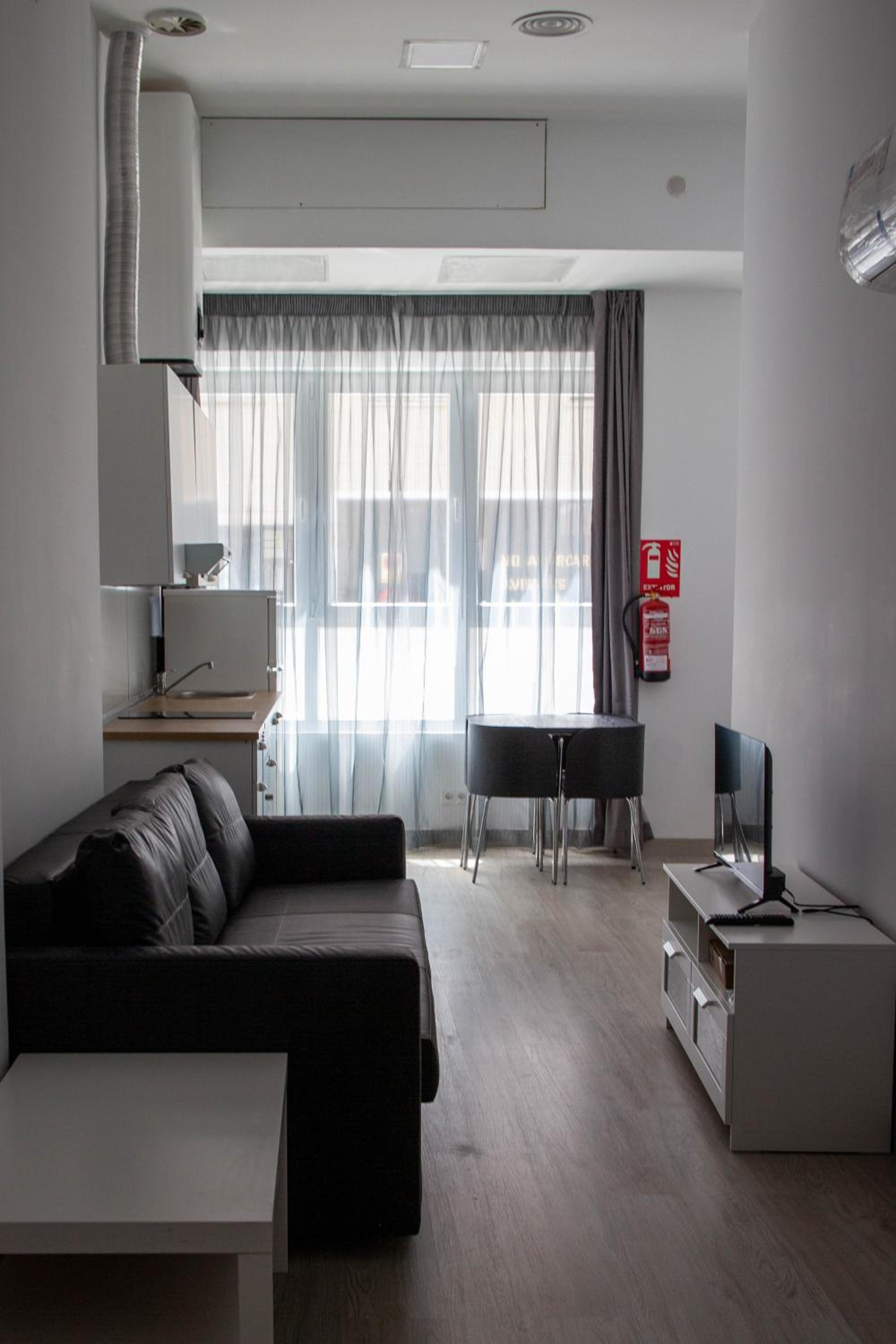 L&G Madrid Apartments