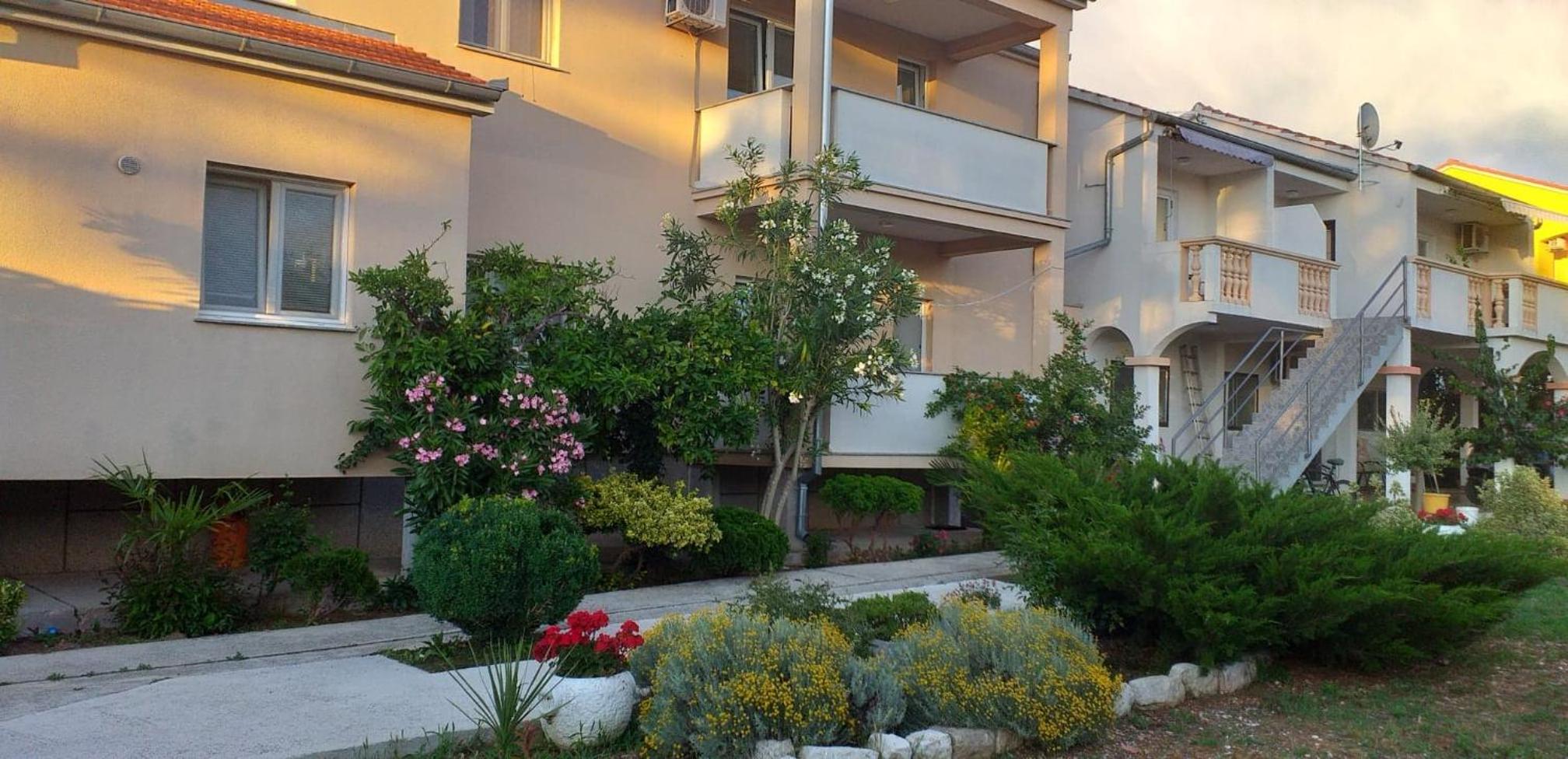 Apartments Golić