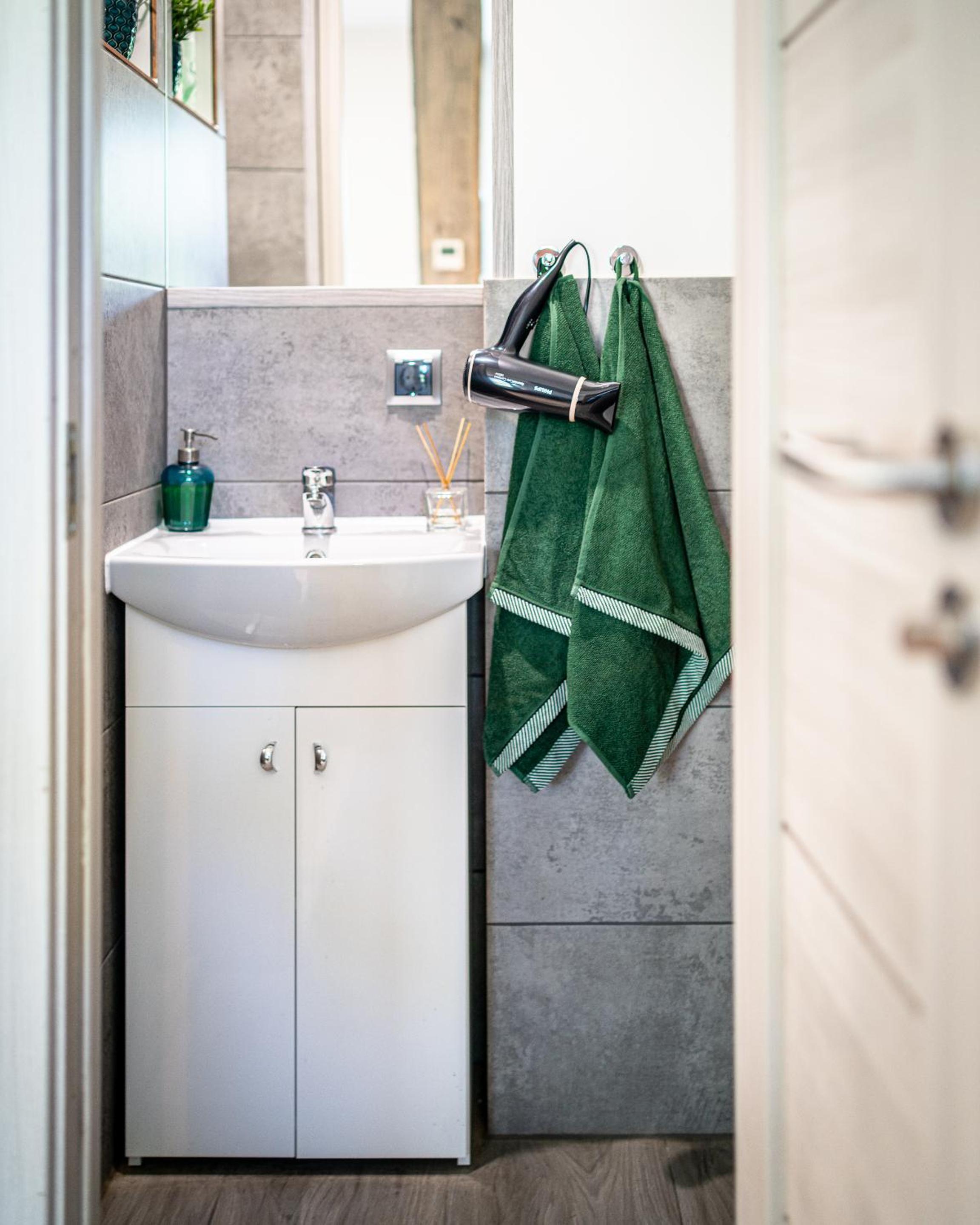 Green Garden & Private Parking Apartments with Playground 照片第 147 張,共 212 張
