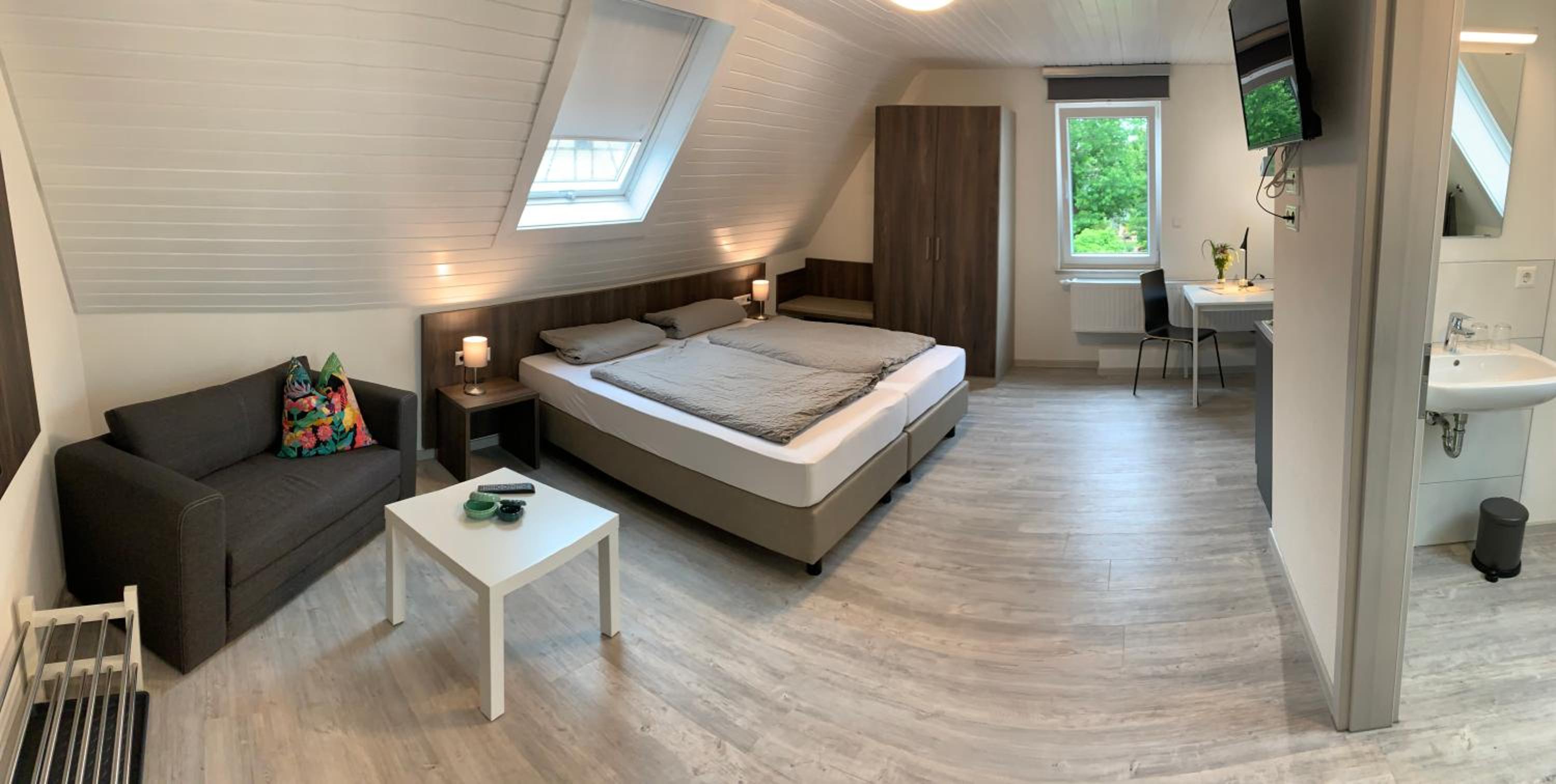 Pension Deckenpfronn