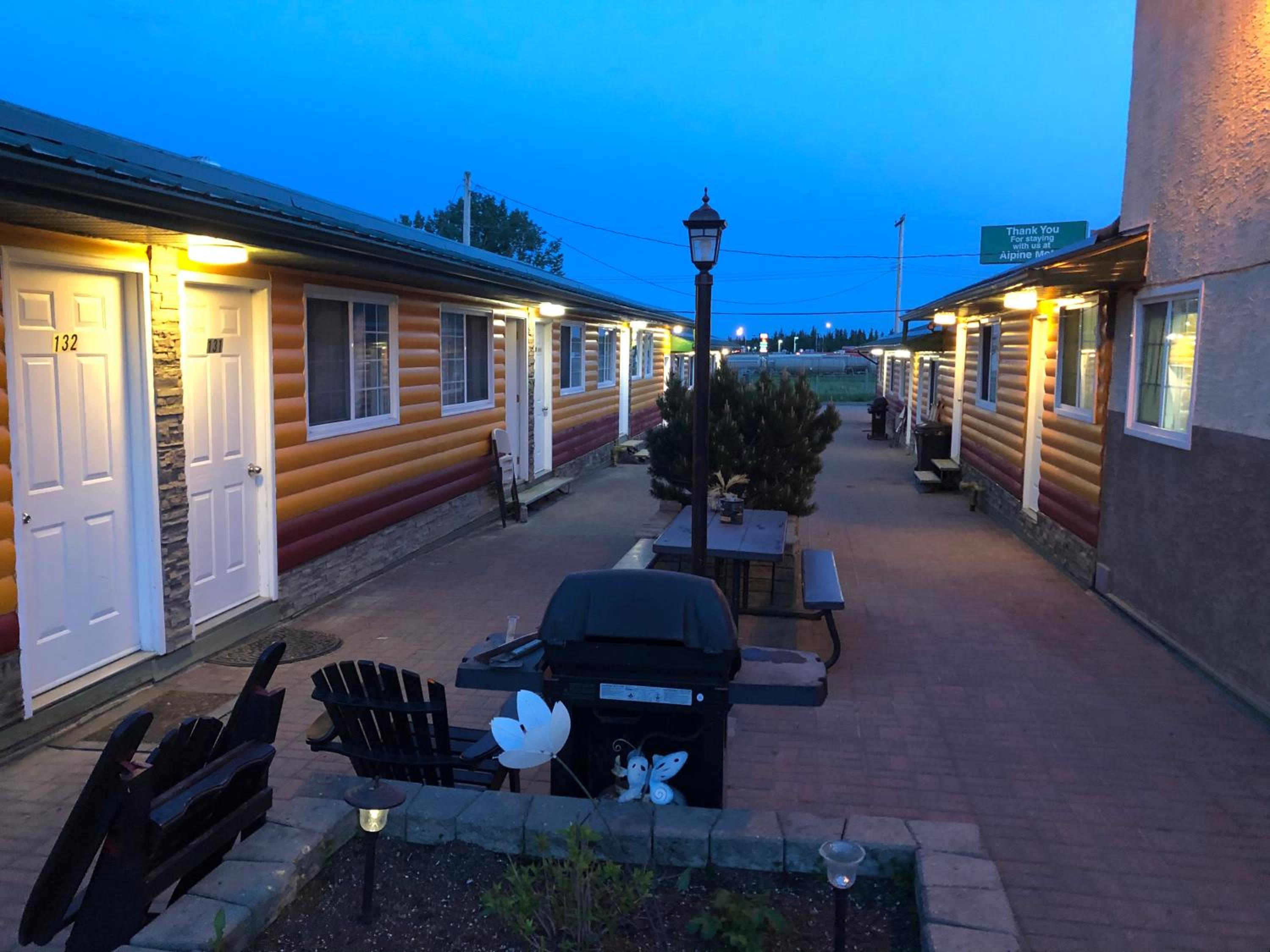 Alpine motel