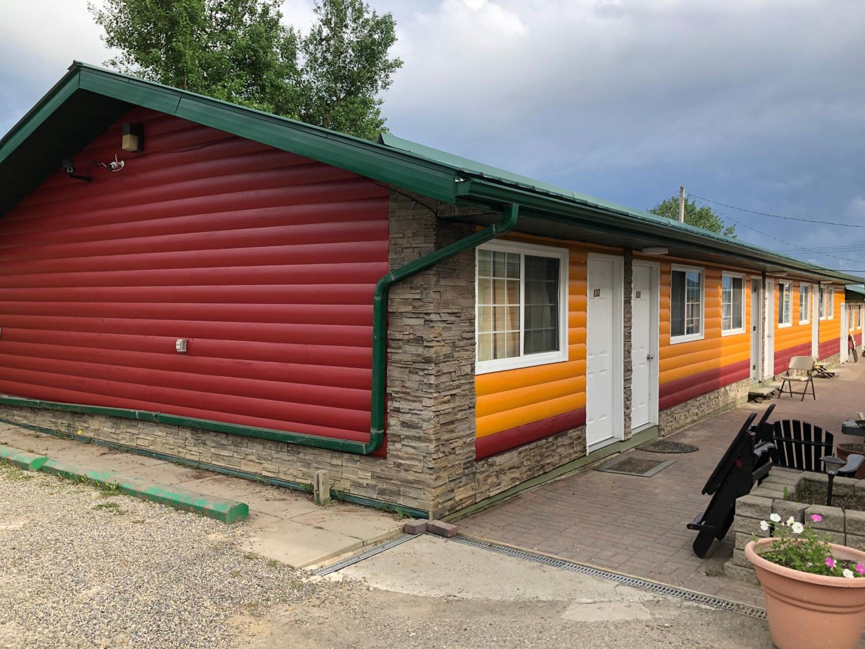Alpine motel