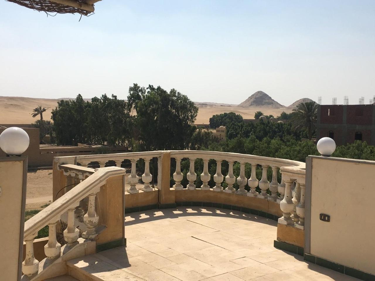 Sakkara pyramid inn hotel