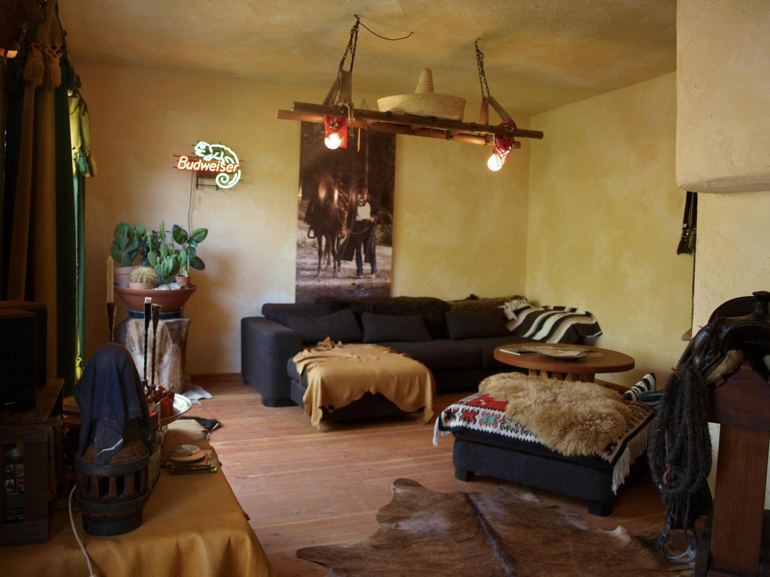 Longhorn Ranch Countryhotel - Garni view 4