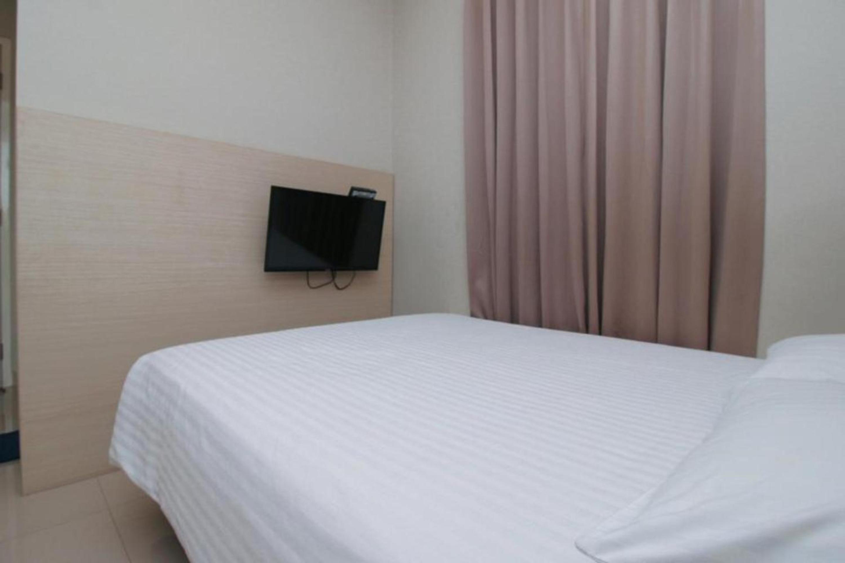 Home 899 Patal Senayan