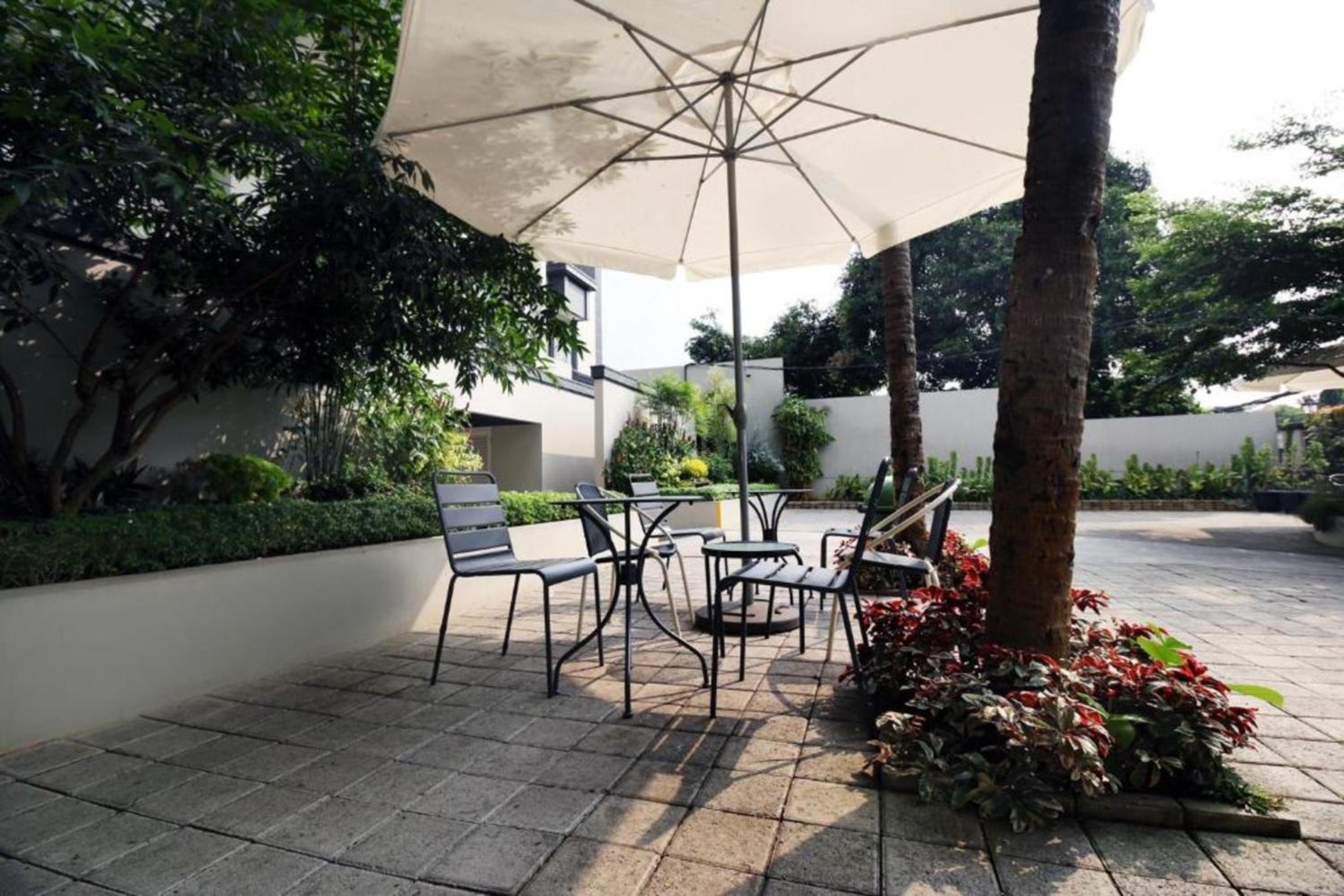 Home 899 Patal Senayan