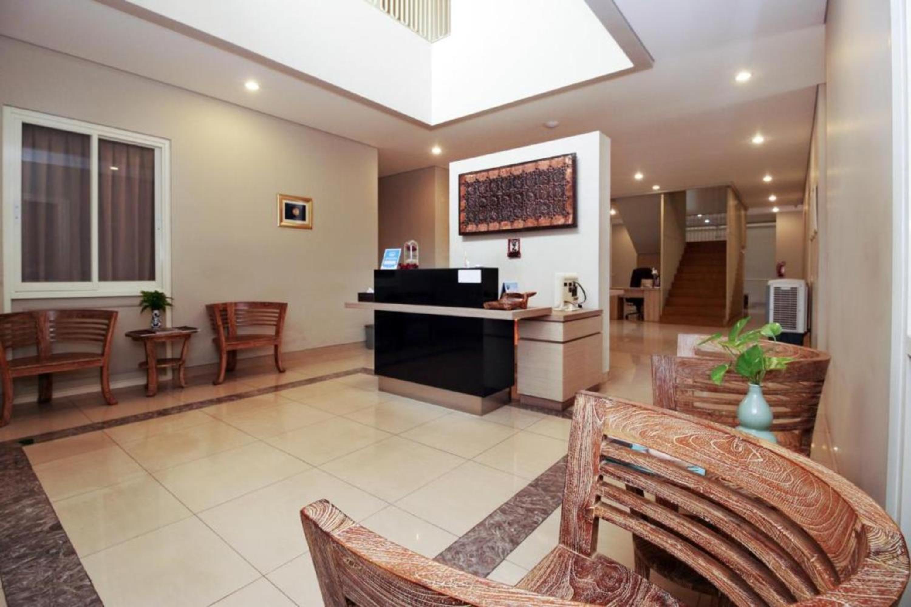 Home 899 Patal Senayan