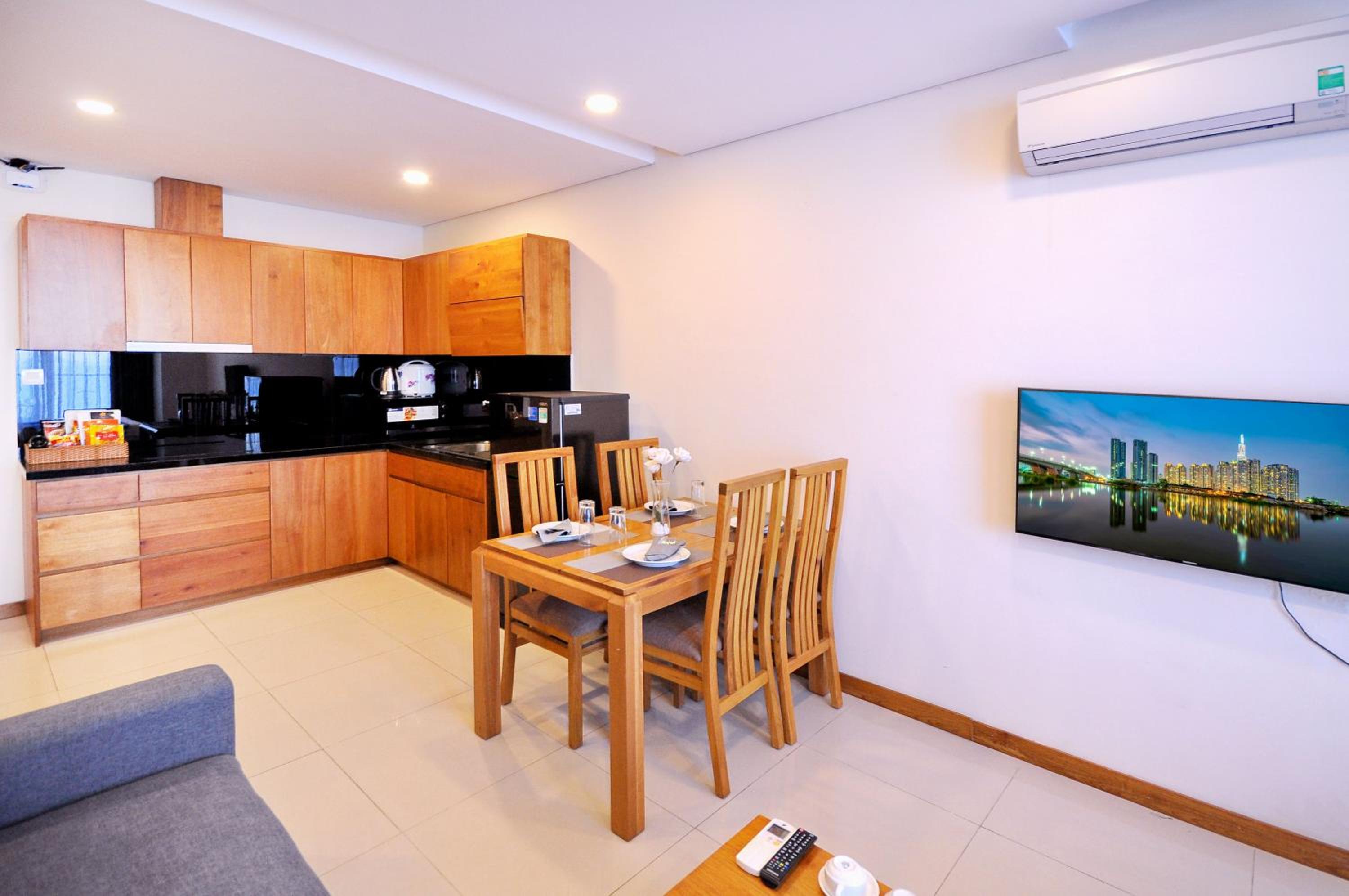 Holi Beach Hotel & Apartments